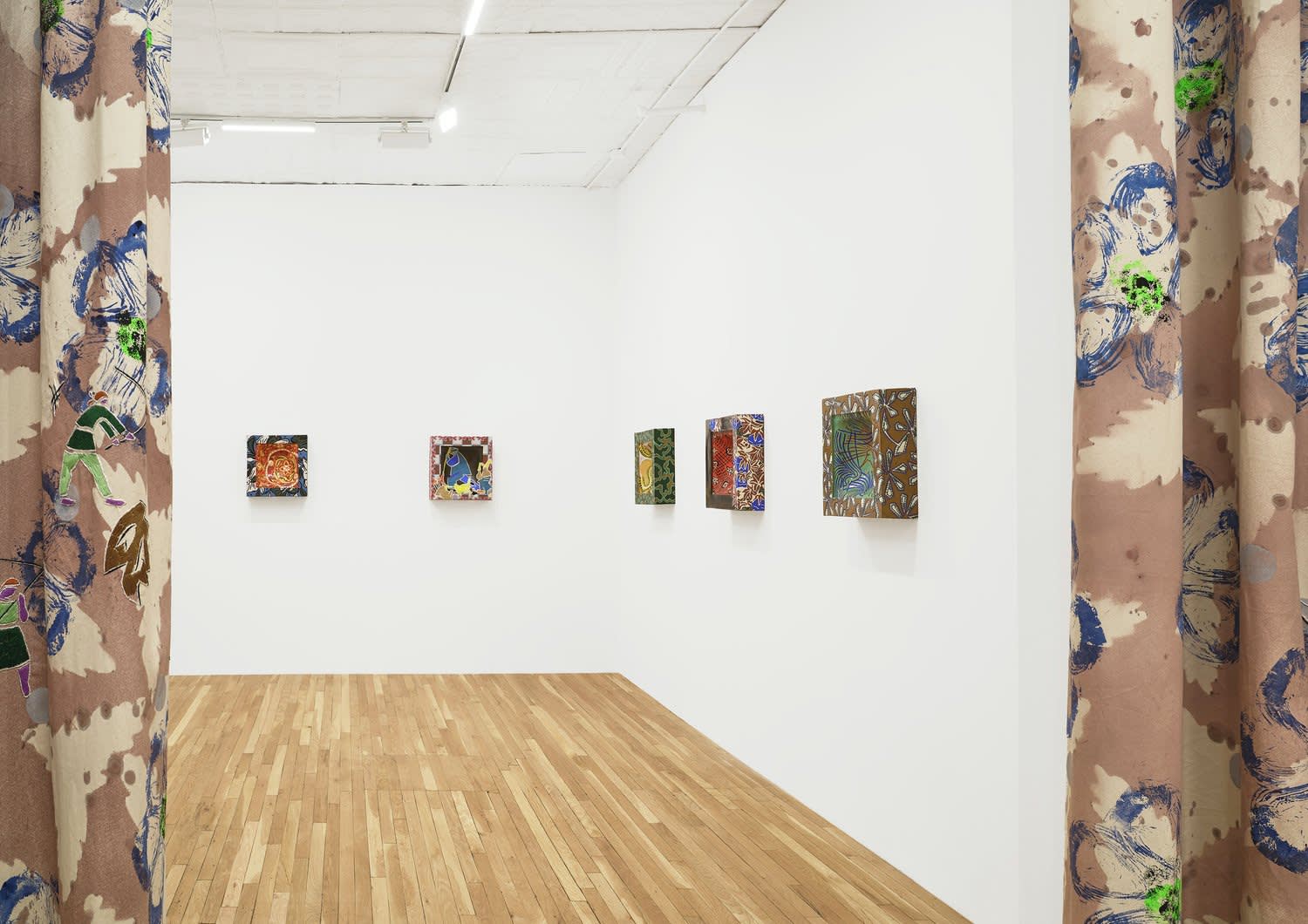 Bari Ziperstein, Set Patterns, 2023, installation view, Charles Moffett, New York