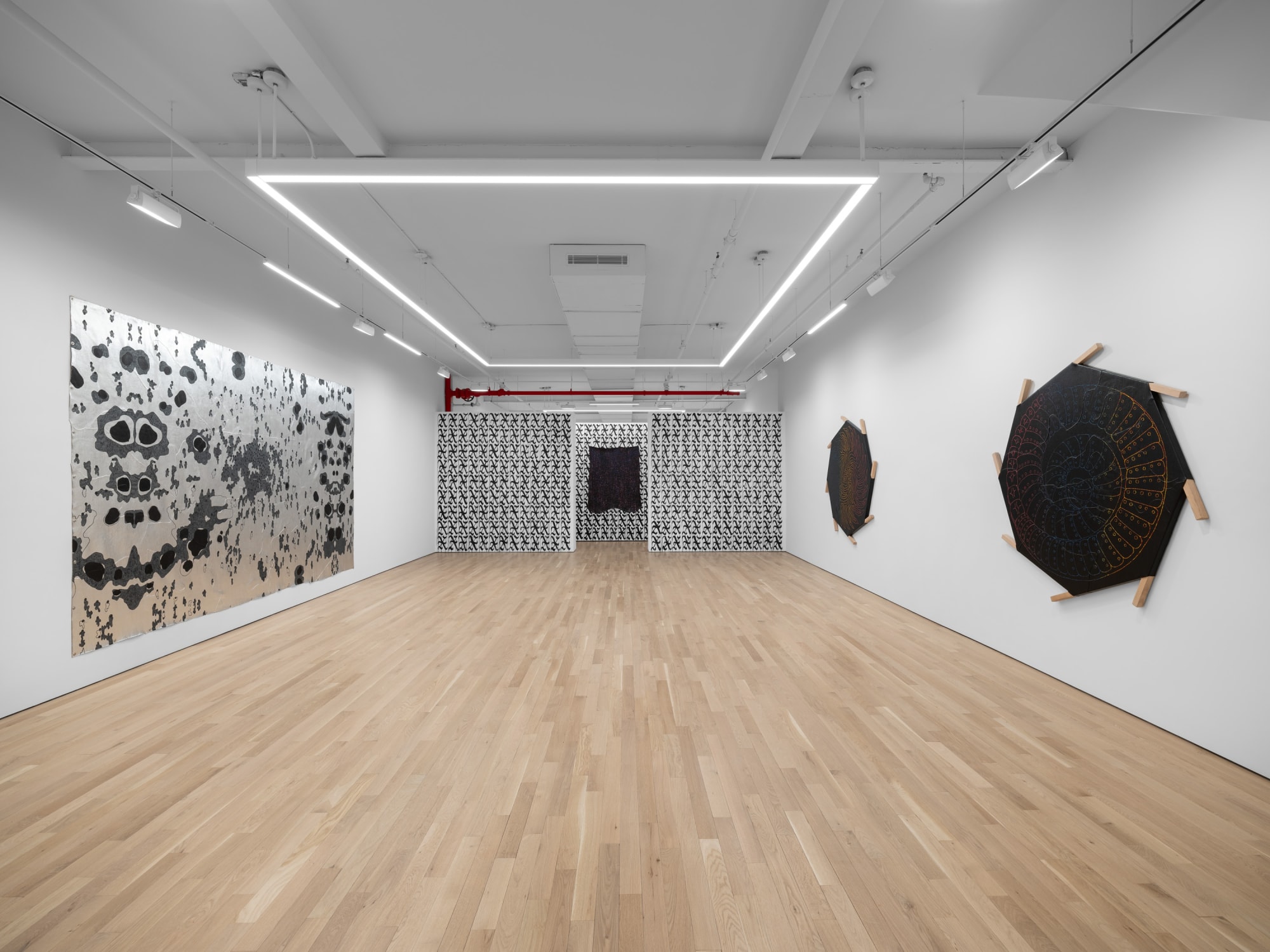 Esteban Ramón Pérez, Smoking Mirror, installation view, Charles Moffett, New York, 2025
