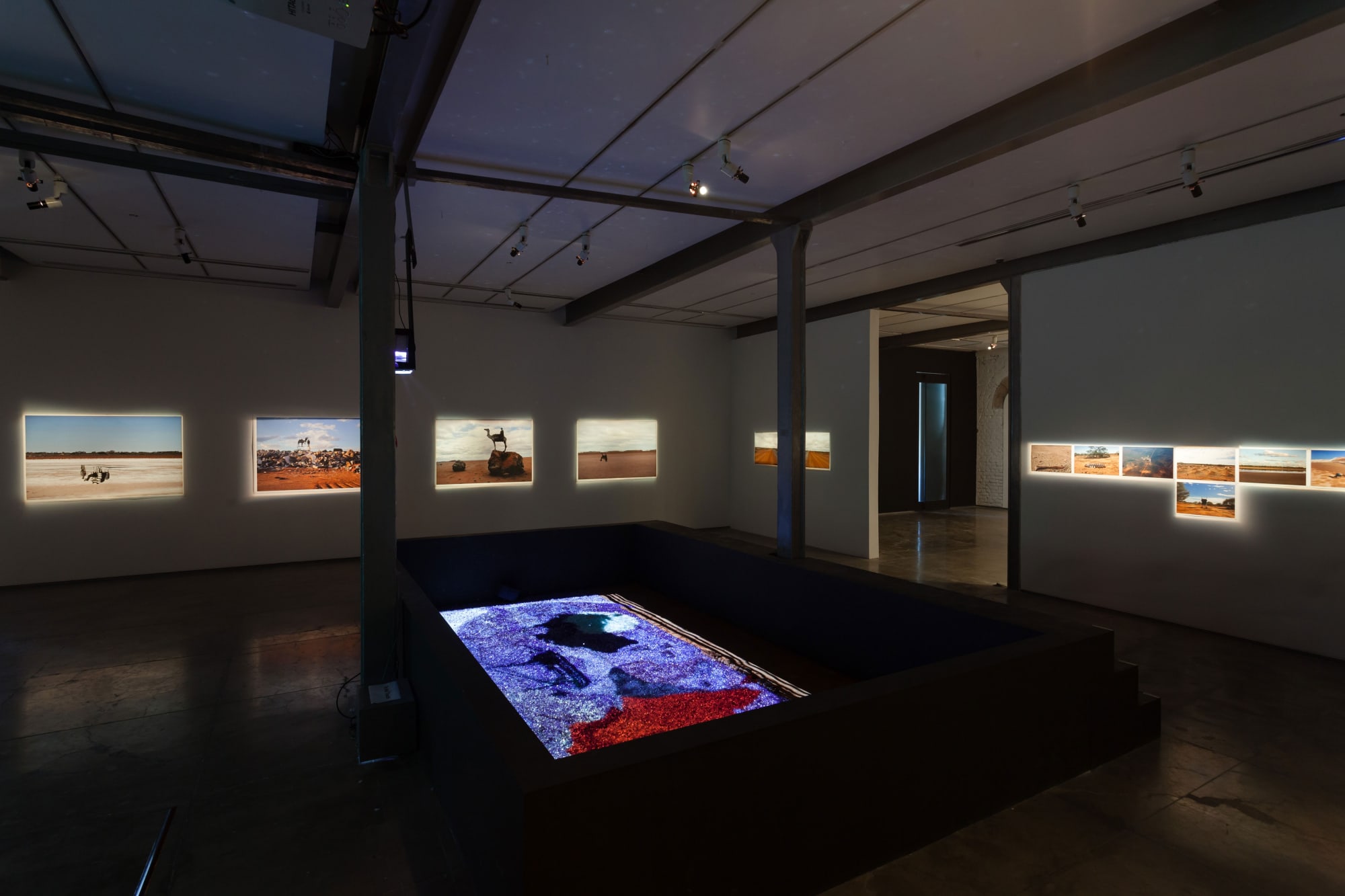 Archana Hande I am a landscape painter, display view, 2015-2016