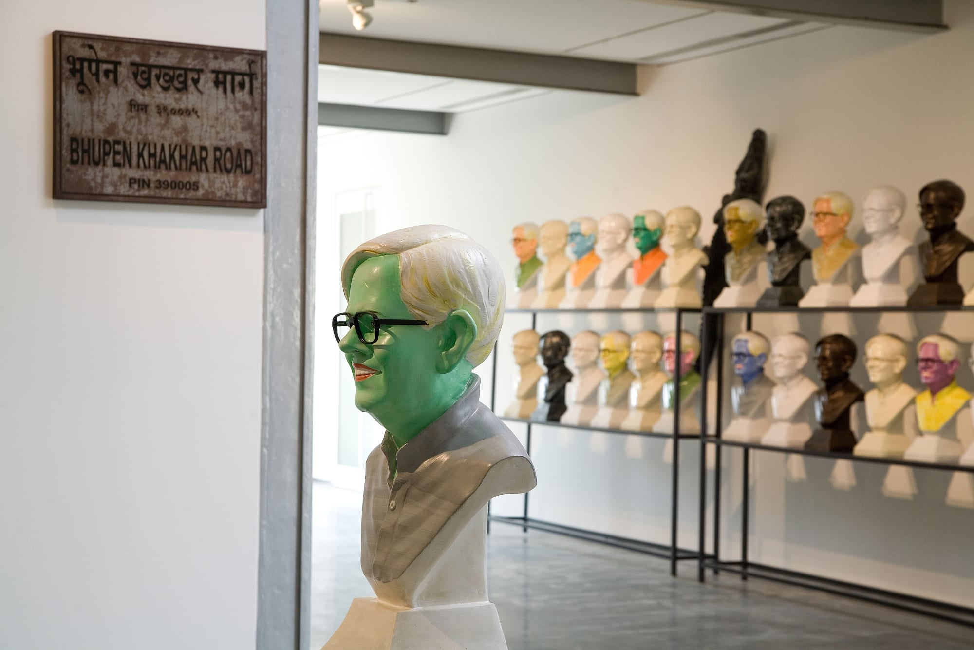 Atul Dodiya Shri Khakhar Prasanna, display view, 2007