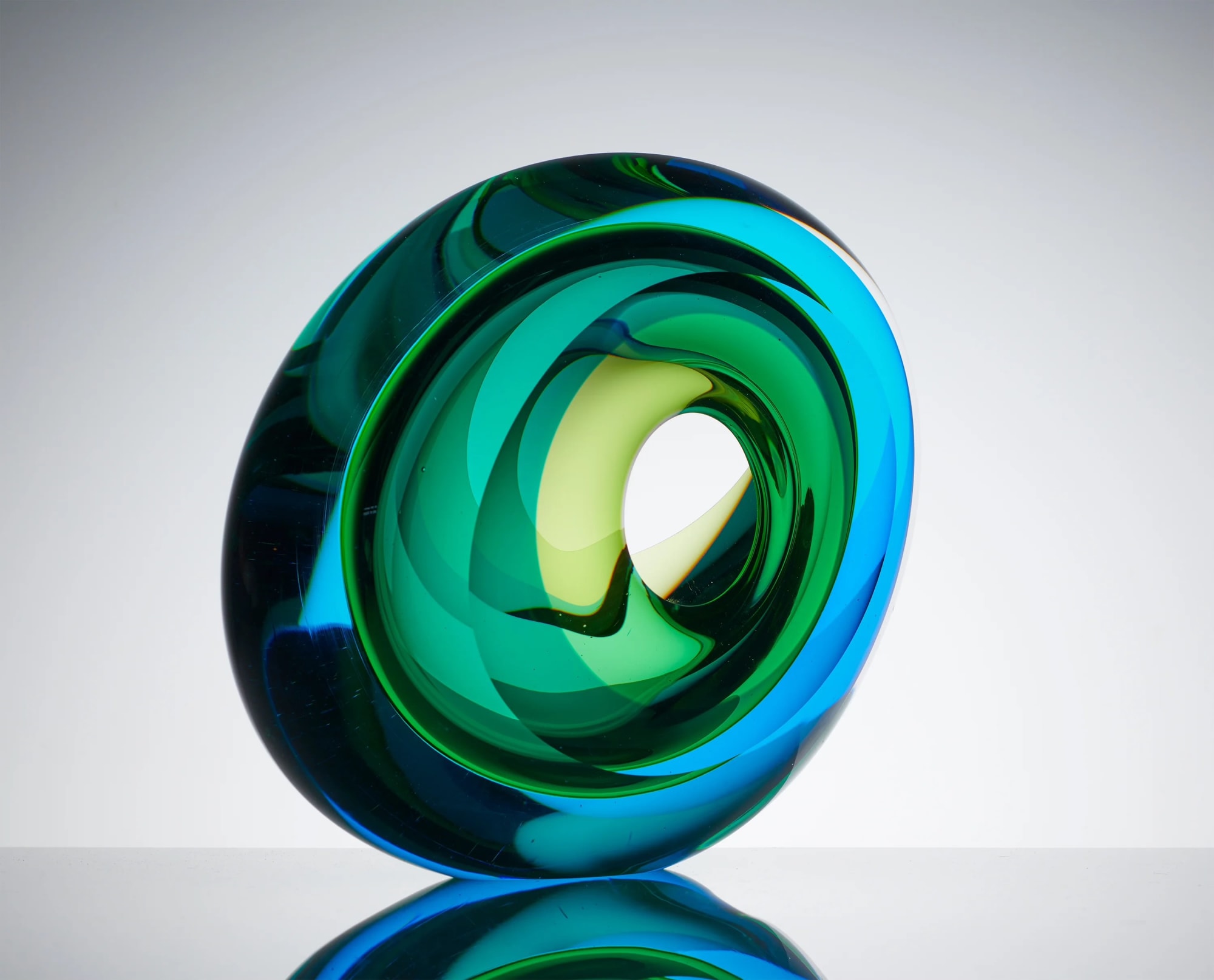 Tim Rawlingson, Echoes of Light, 2024