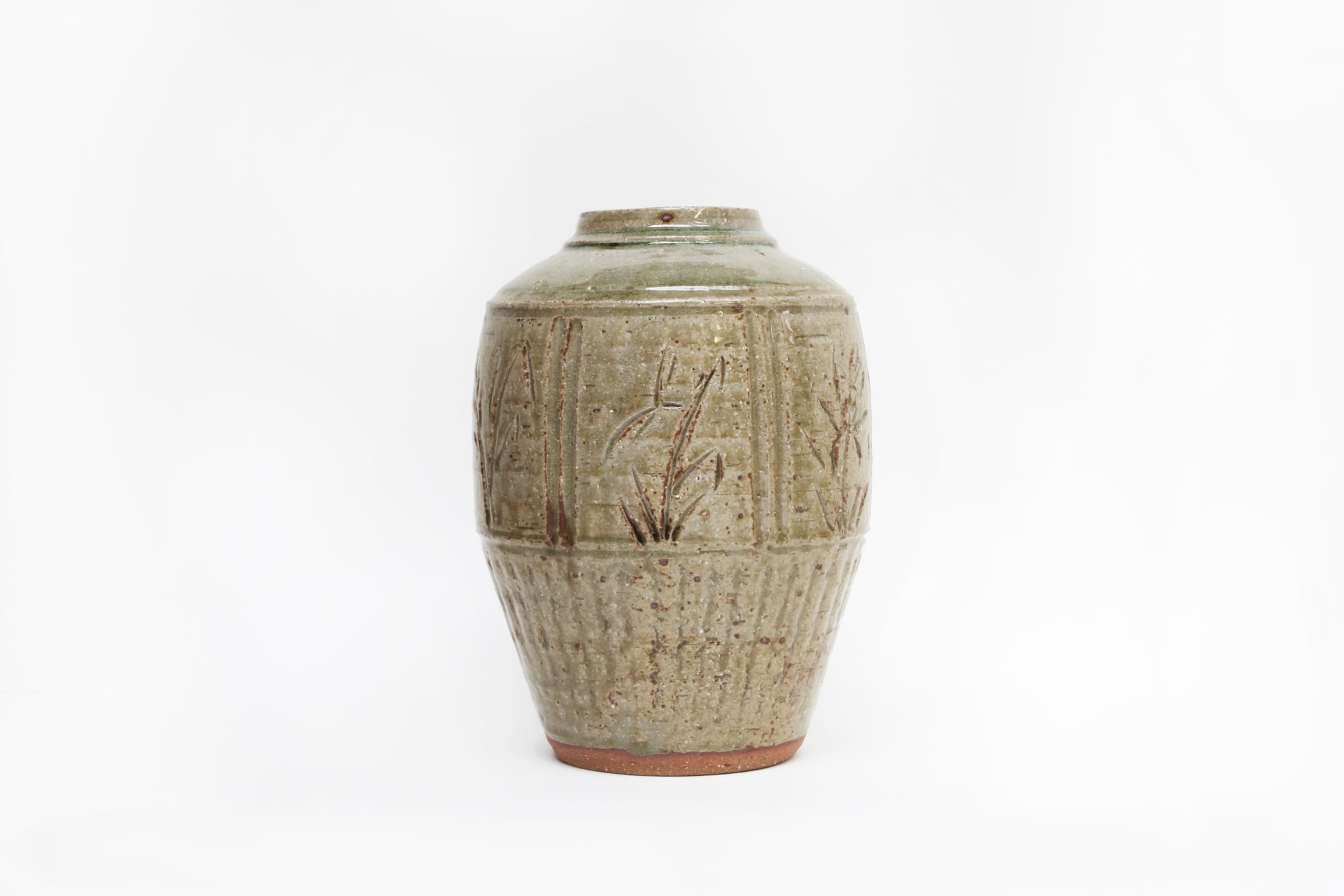 Deborah Mitchell, Vase with detail