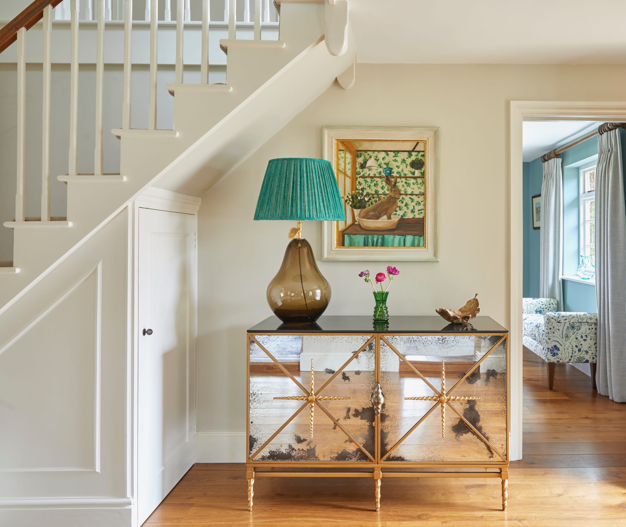 Georgia Fiennes' Ashbrook Hare. Lucy Marsh Interiors, photograph courtesy of David Parmiter.