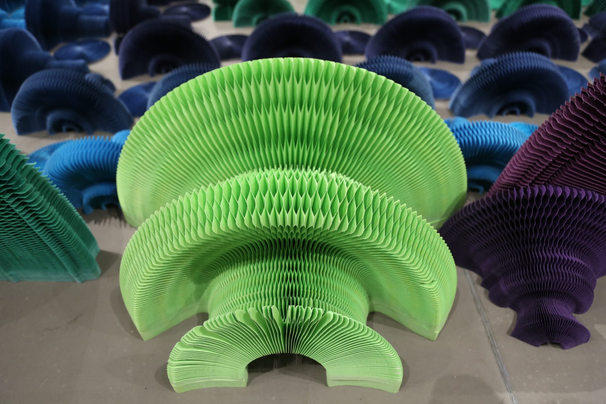 Li Hongbo, Sea of Flowers (detail), 2017, 81 Art Museum, Beijing