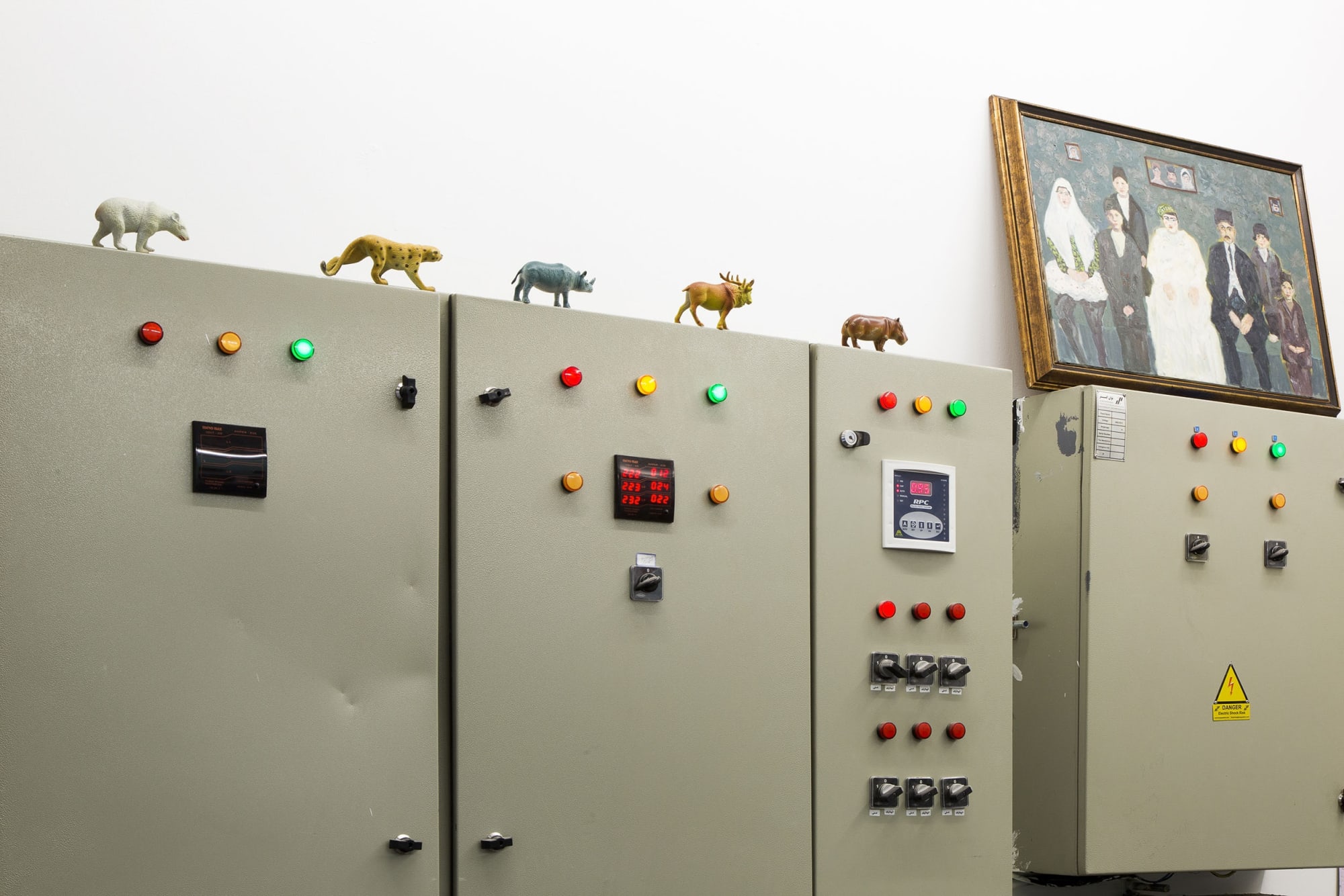 Maryam Farhang | "The Silent Narrative of Things"