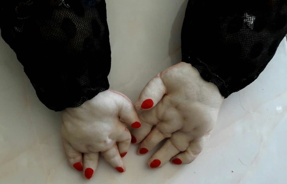 Golrokh Nafisi | “Sorrowfat” (Ghambâd)