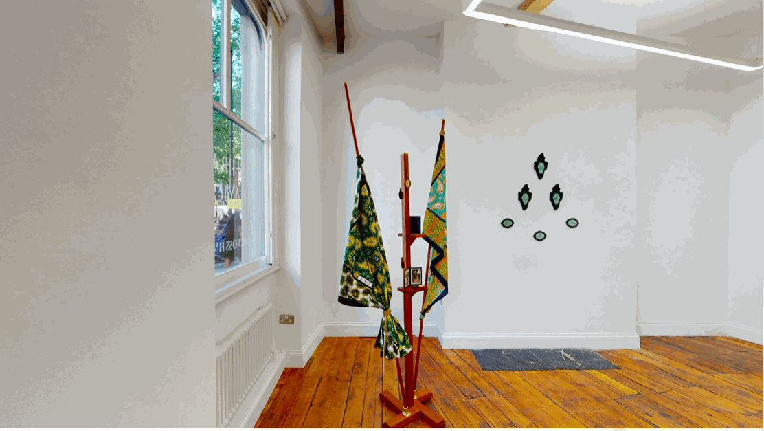 Shiraz Bayjoo // Apart Bez, Tu Korek