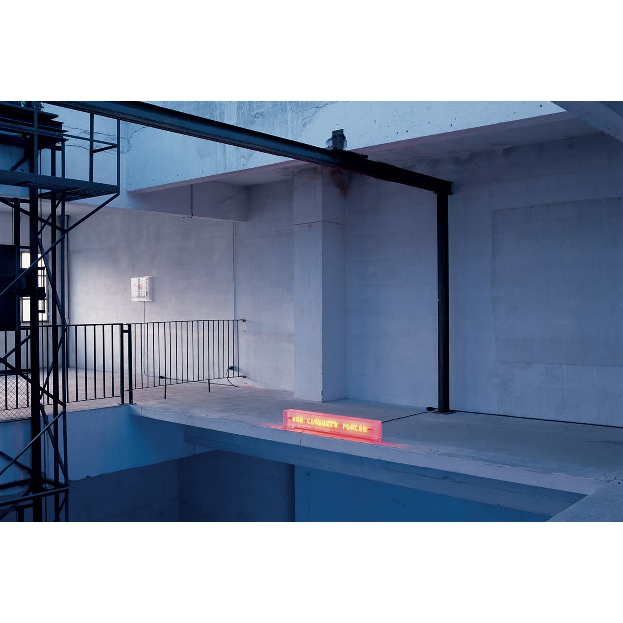 Une conduite forcée, 1999 Personal show, Transpalette, Bourges, France June 6th - July 11th 1999