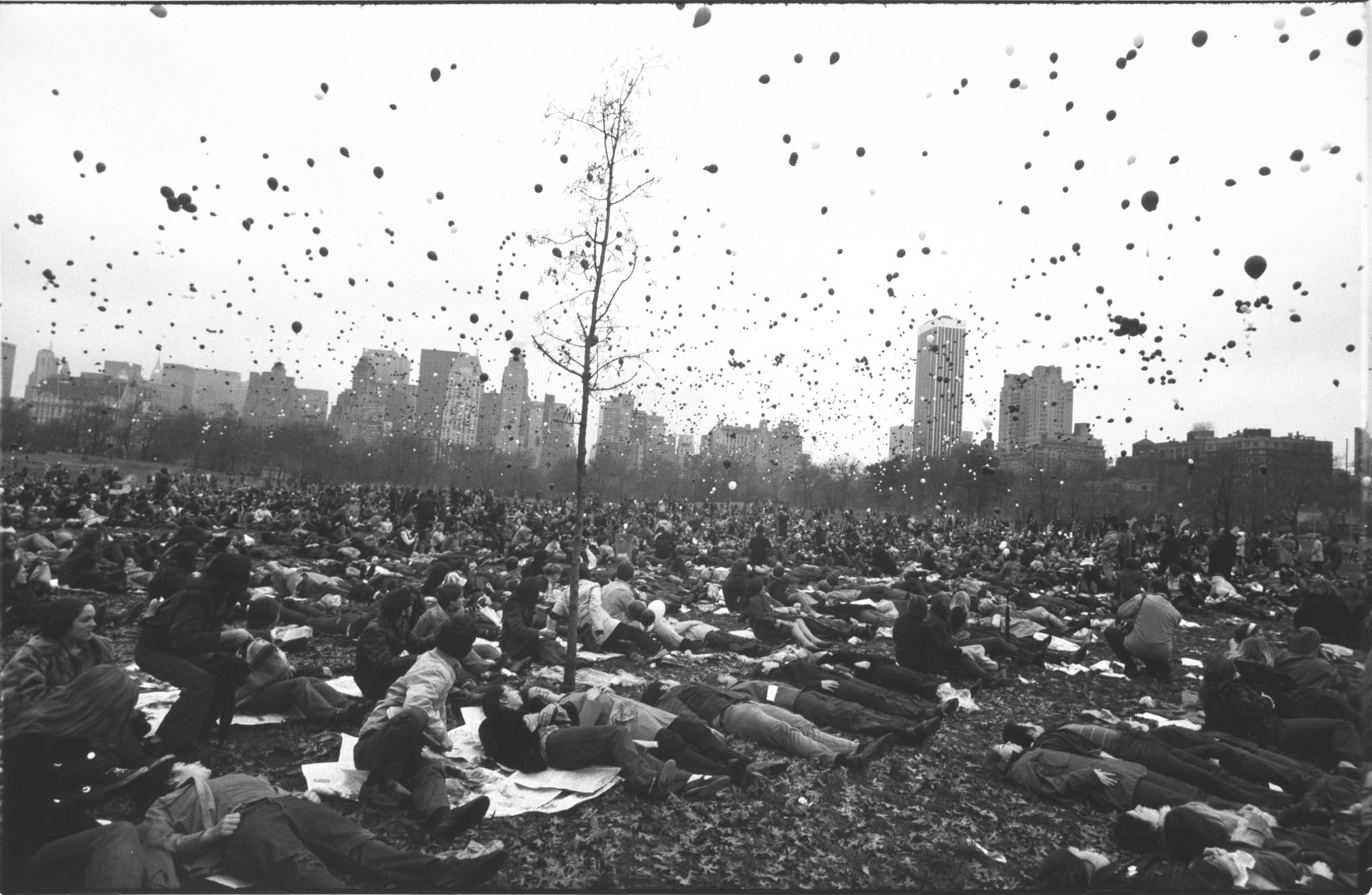 Garry Winogrand - Peace Demonstration, Central Park, New York, 1970