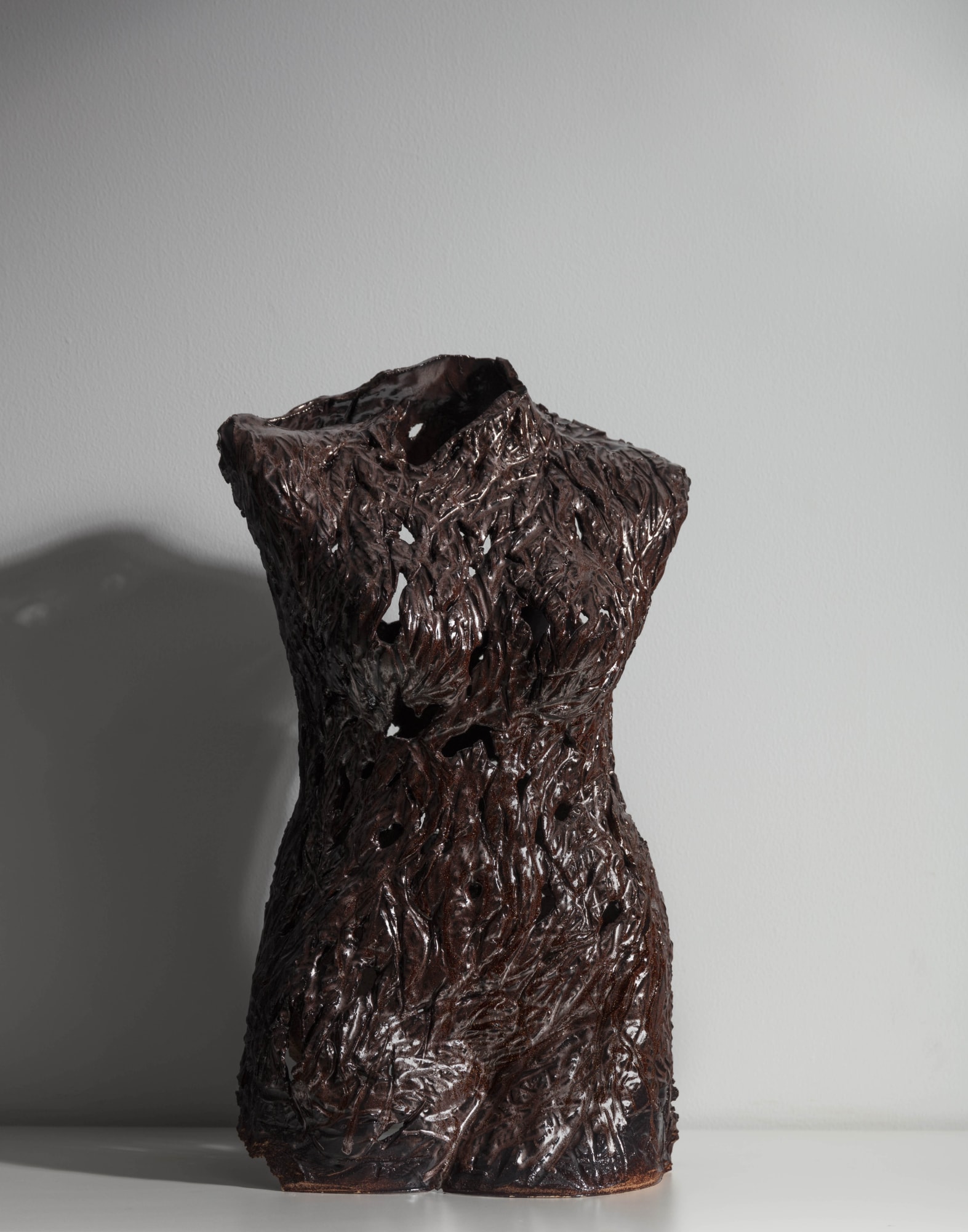 Shereen Shalhoub Bronzed, 2019 Ceramic 66 x 39 x 30 cm 26 x 15 1/4 x 11 3/4 in