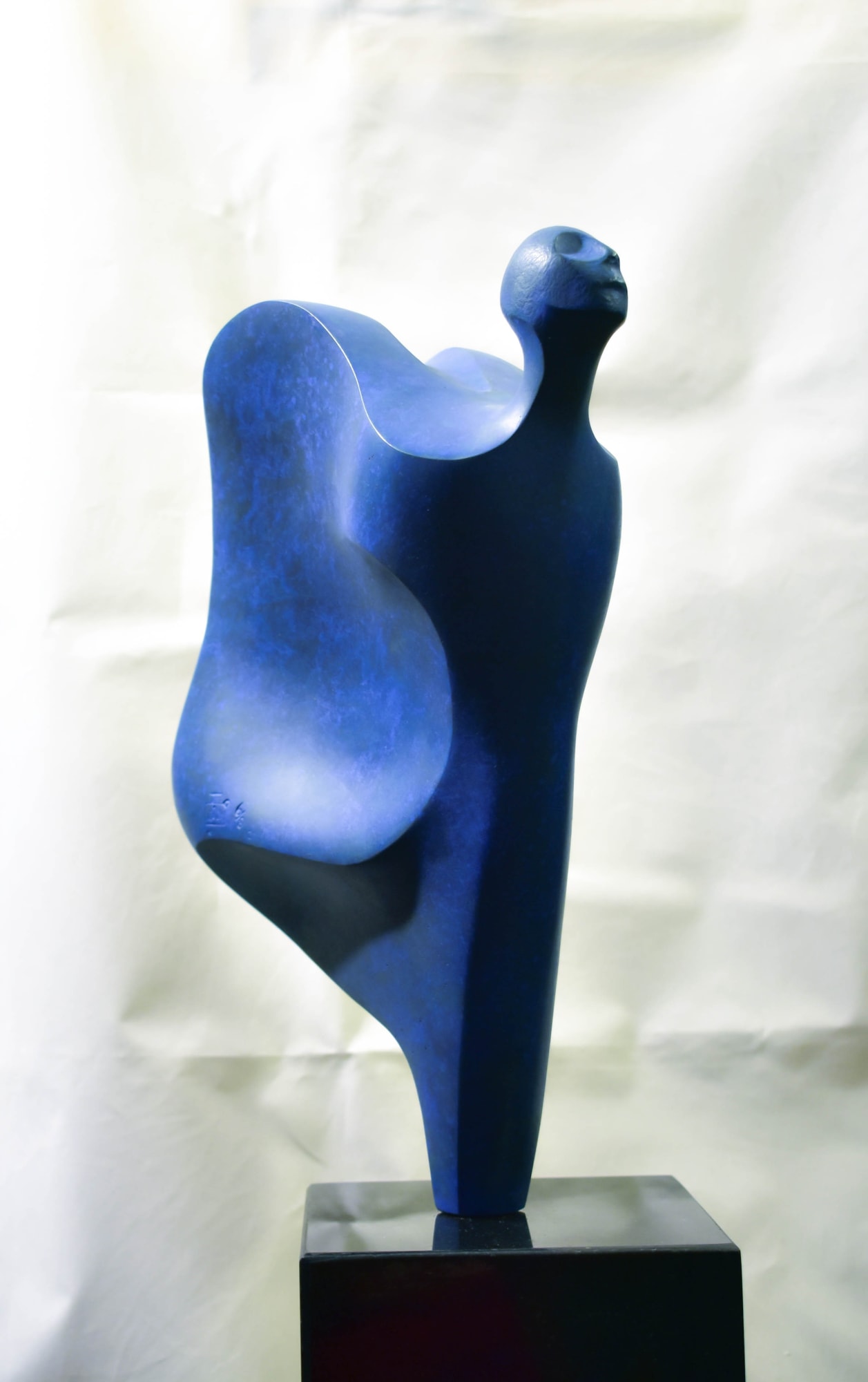 Ahmed Magdy Before the Meeting, 2021 Bronze 40 x 22 x 14 cm 15 3/4 x 8 3/4 x 5 1/2 in