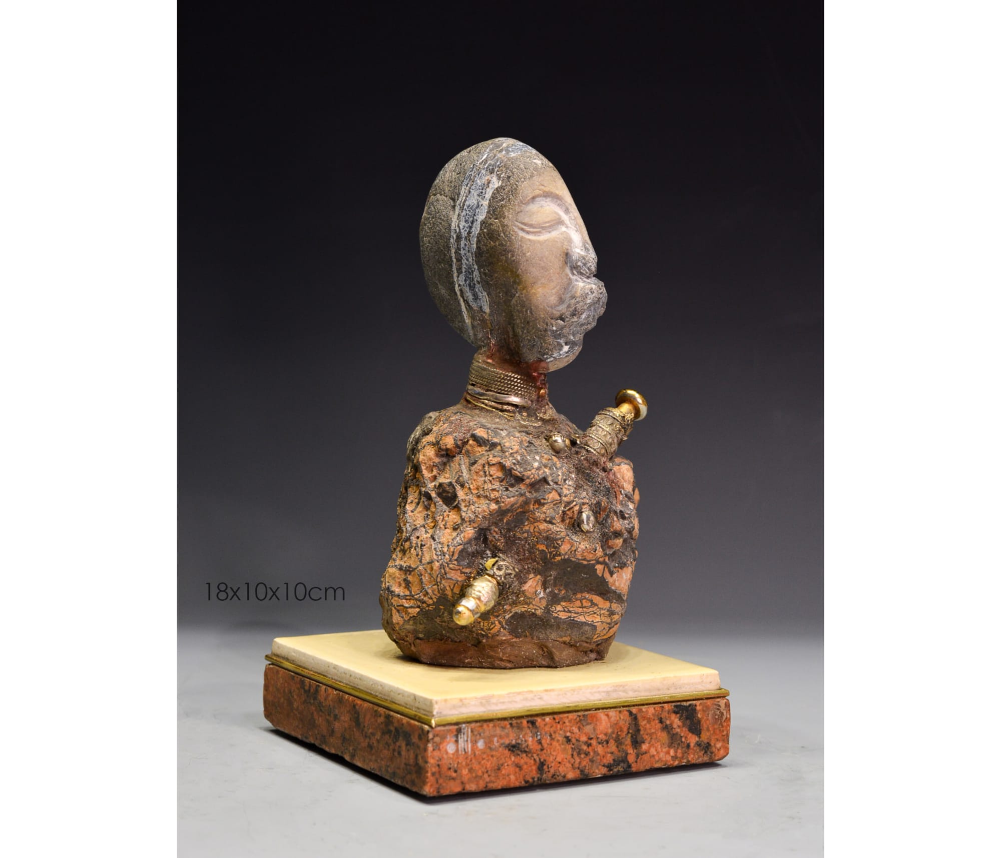 Jamil Kasha Untitled, 2020 Stone and brass 18 x 10 x 10 cm 7 x 4 x 4 in