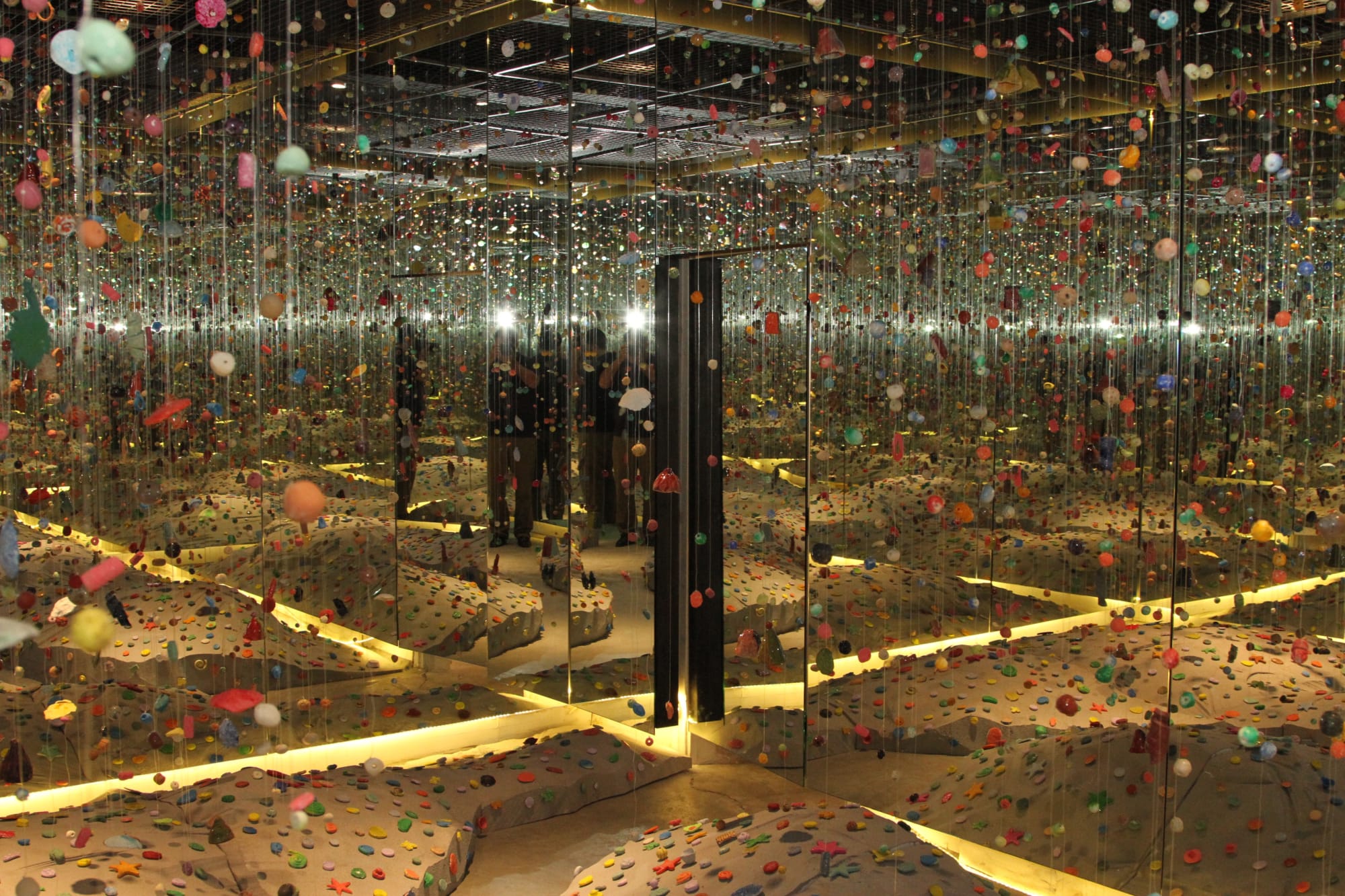 Amman Design Week/ Elysian, Amalgamate, Lamba neon