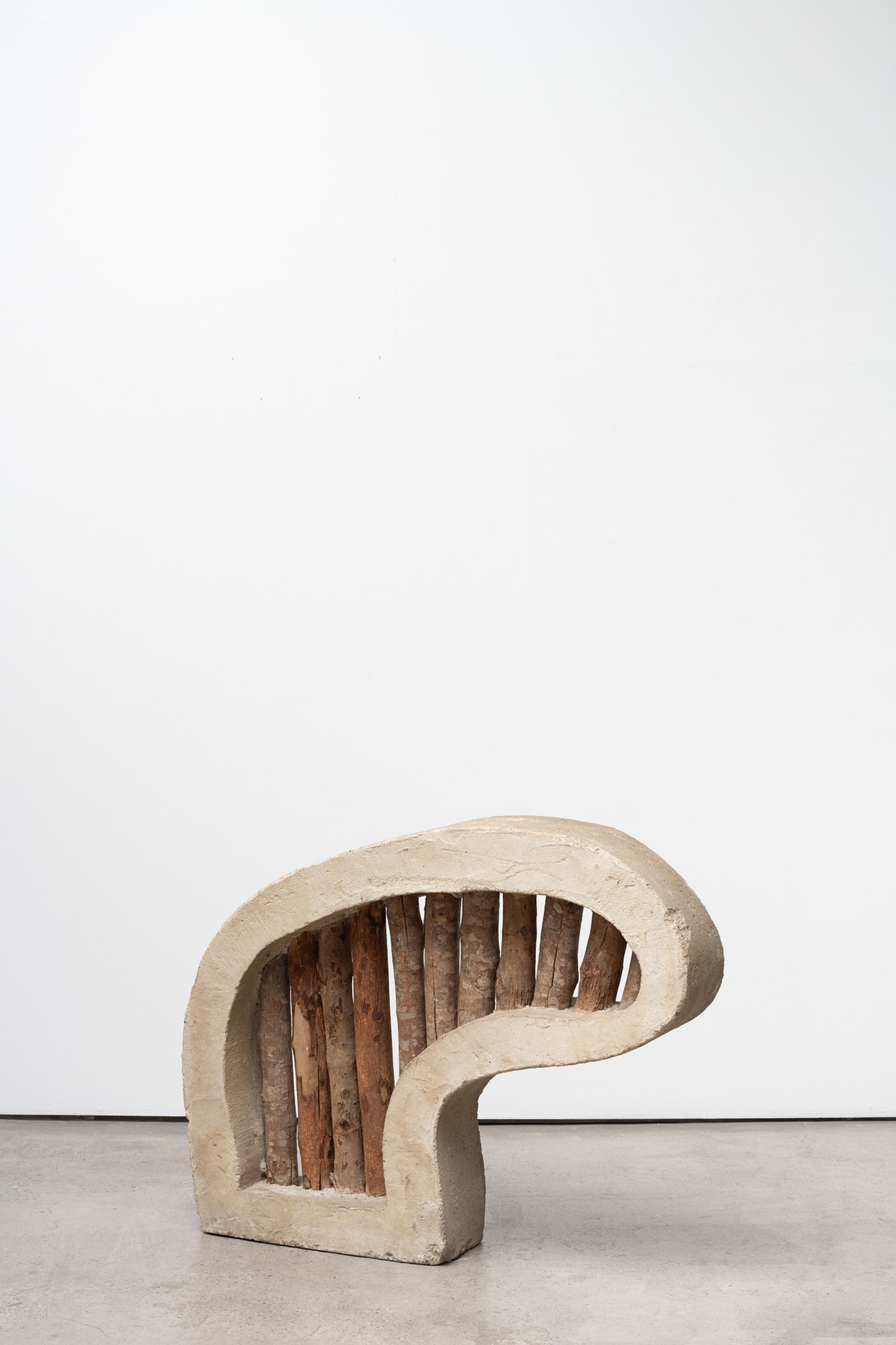 Ivens Machado Sem título {Untitled], 1990 concreto armado e madeira [reinforced concrete and wood] 88 x 107 x 20 cm Ph: Edouard Fraipont