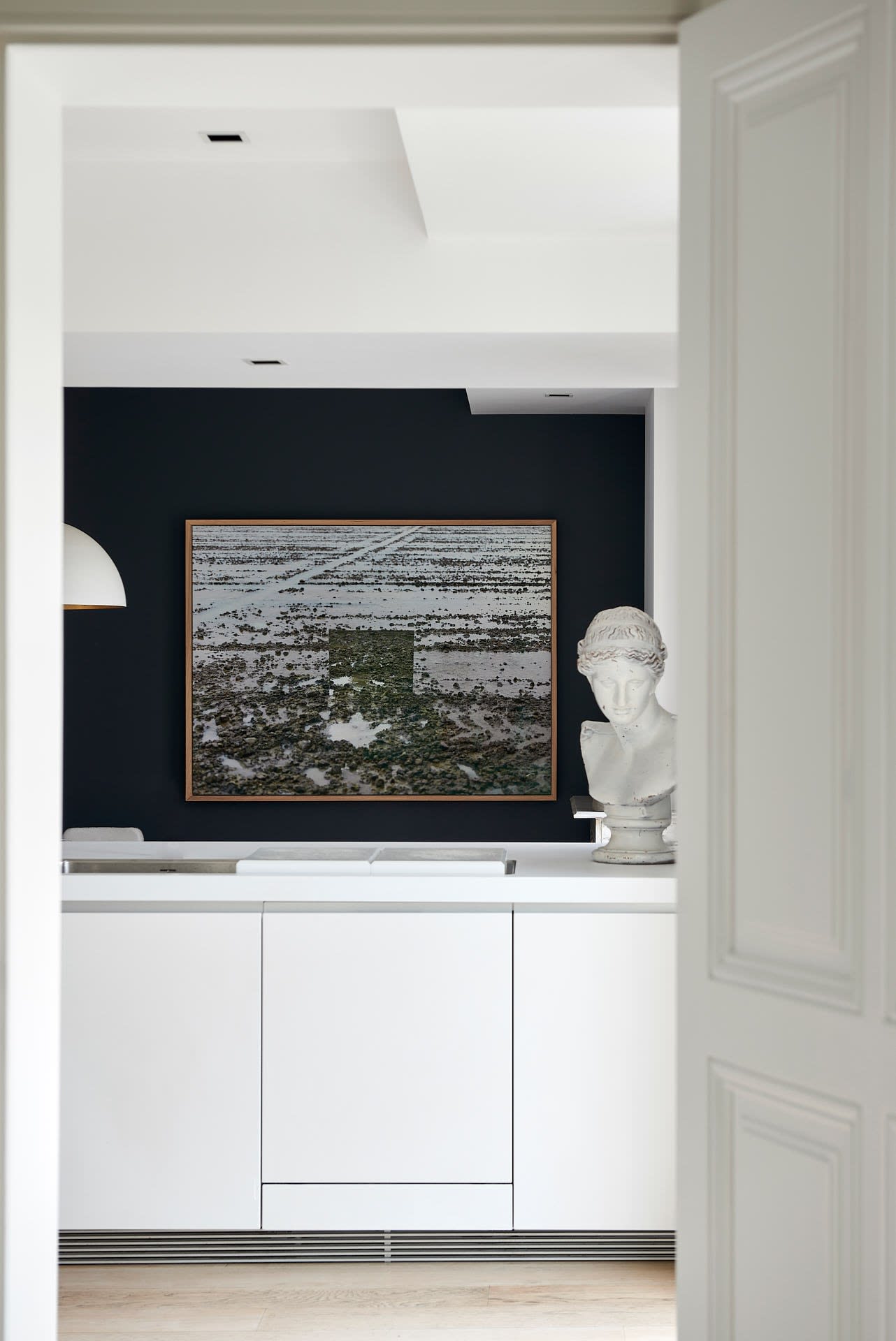 Alexandre Dufaye Retour sur Terre 2020 Galerie Catherine Issert prise de vues © Anthonny Lanneretonne