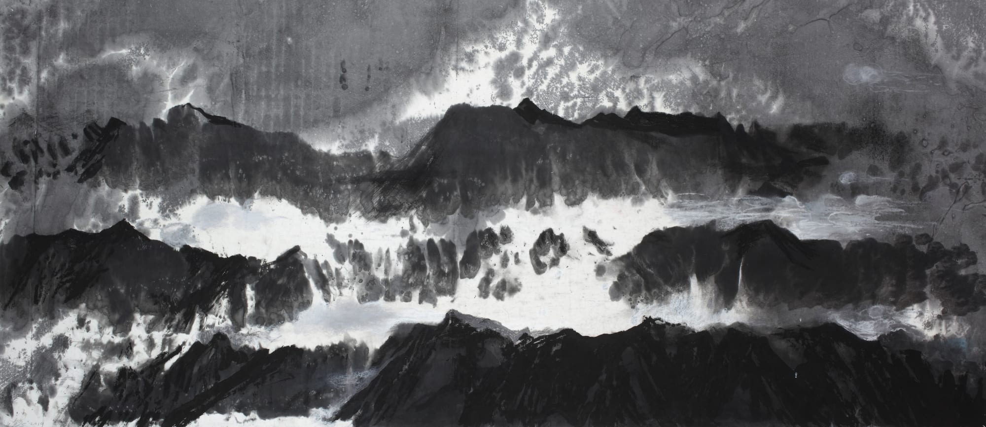 Wang Gongyi, Mountains Ink and Pastel on Xuan Paper, 87 x 199.4 cm, 2019