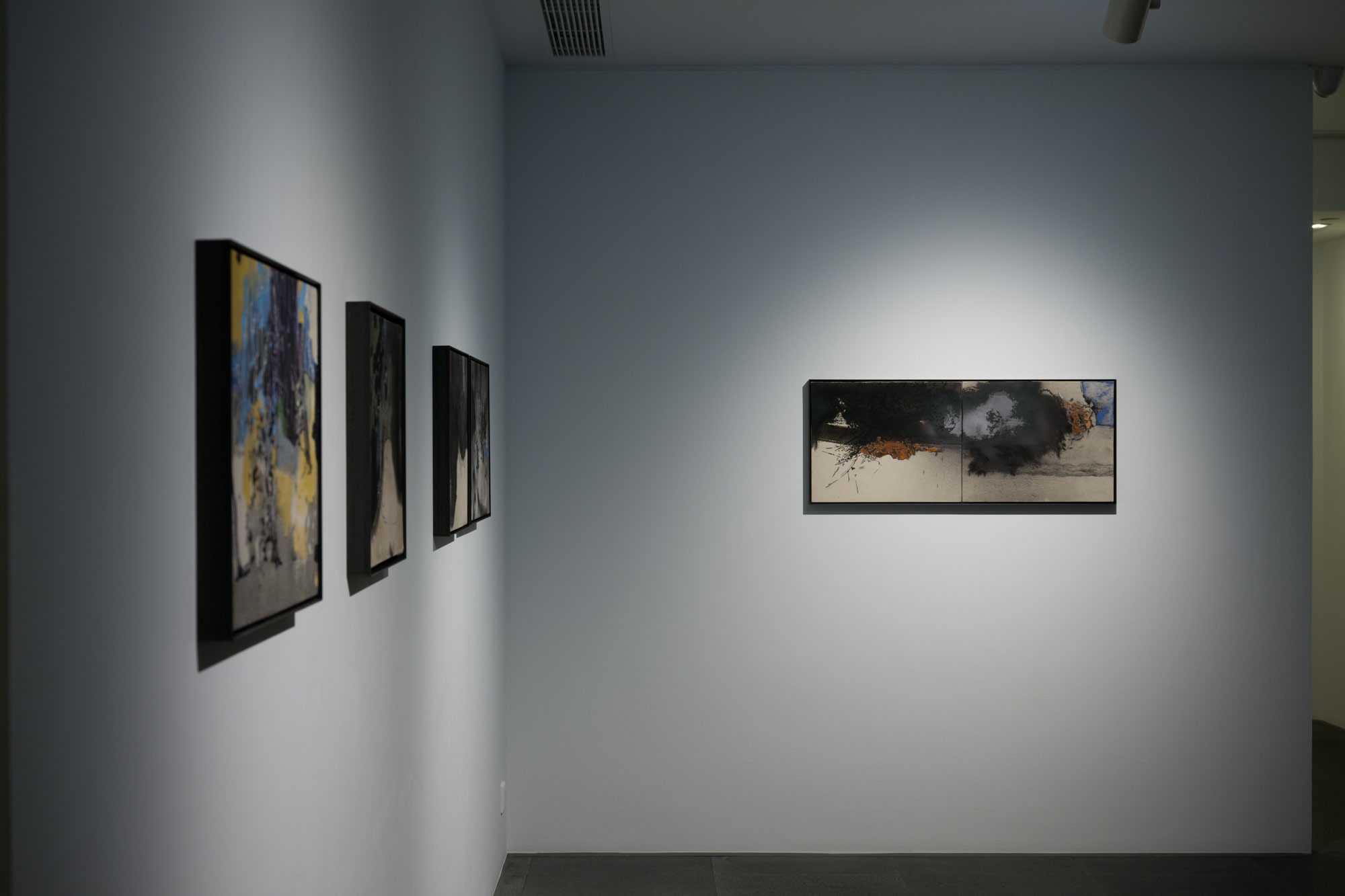 Kurt Chan - Old Landscape: Lightning, Water and Rocks