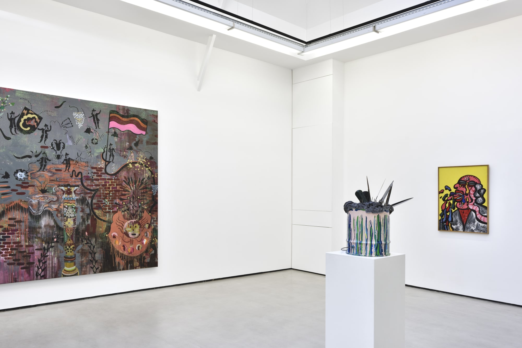 Vue de l'exposition "Même la guerre est quotidienne*" * Citation de Marguerite Duras issue de sa nouvelle Des journées entières dans les arbres AVEC : PIERRE BETTENCOURT, ANNA & BERNHARD BLUME, PIERRE YVES BOHM, HÉLÈNE DELPRAT, THIBAULT HAZELZET, FABIAN KNECHT, BRIAN MAGUIRE, MARYAN, BORIS MIKHAILOV, ANITA MOLINERO, ZORAN MUŠIČ, DANIEL POMMEREULLE, GERMAINE RICHIER, CEIJA STOJKA Photo : © Rebecca Fanuele Mainspace // 08.10 - 05.11.2022