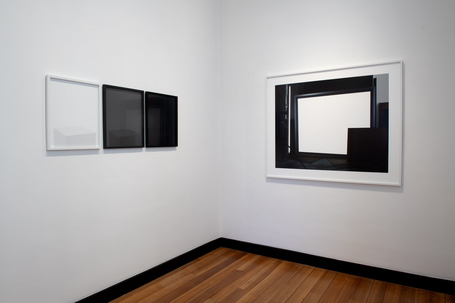 Marina Gadonneix, Galerie Christophe Gaillard, Bruxelles. © Photo : Philippe de Gobert.