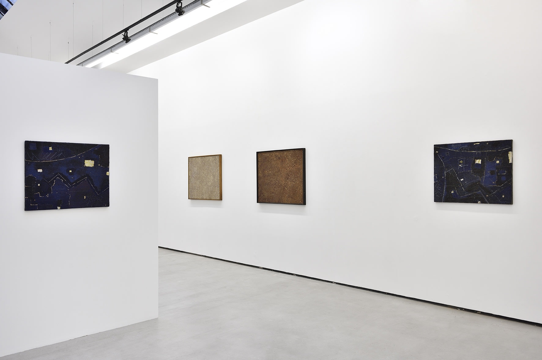 Vue de l'exposition " Georges NOËL - Jean DUBUFFET ", Galerie Christophe Gaillard, Paris, 2024. © Photo : Rebecca Fanuele.