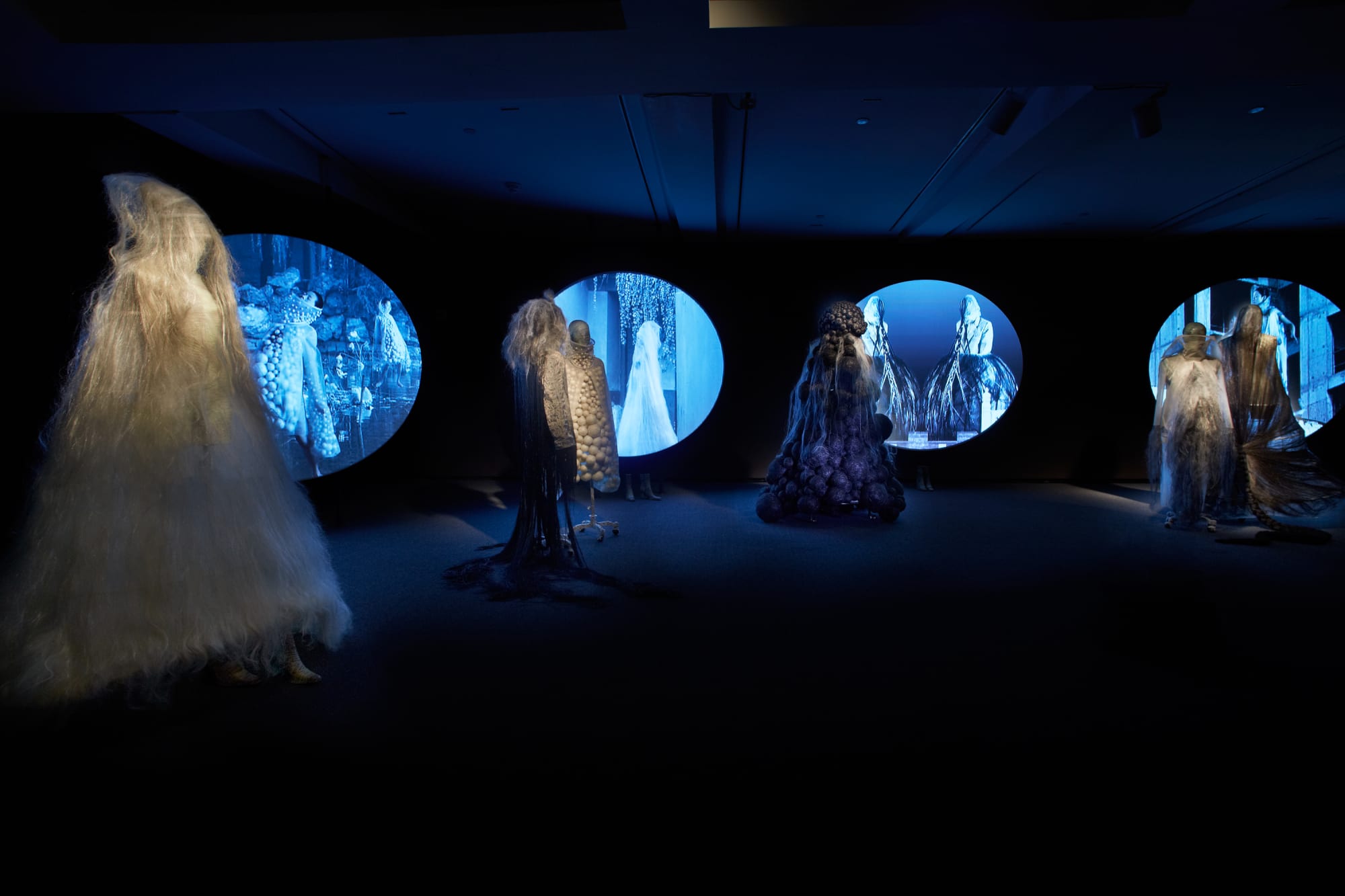 Lin Tianmiao: Bound Unbound