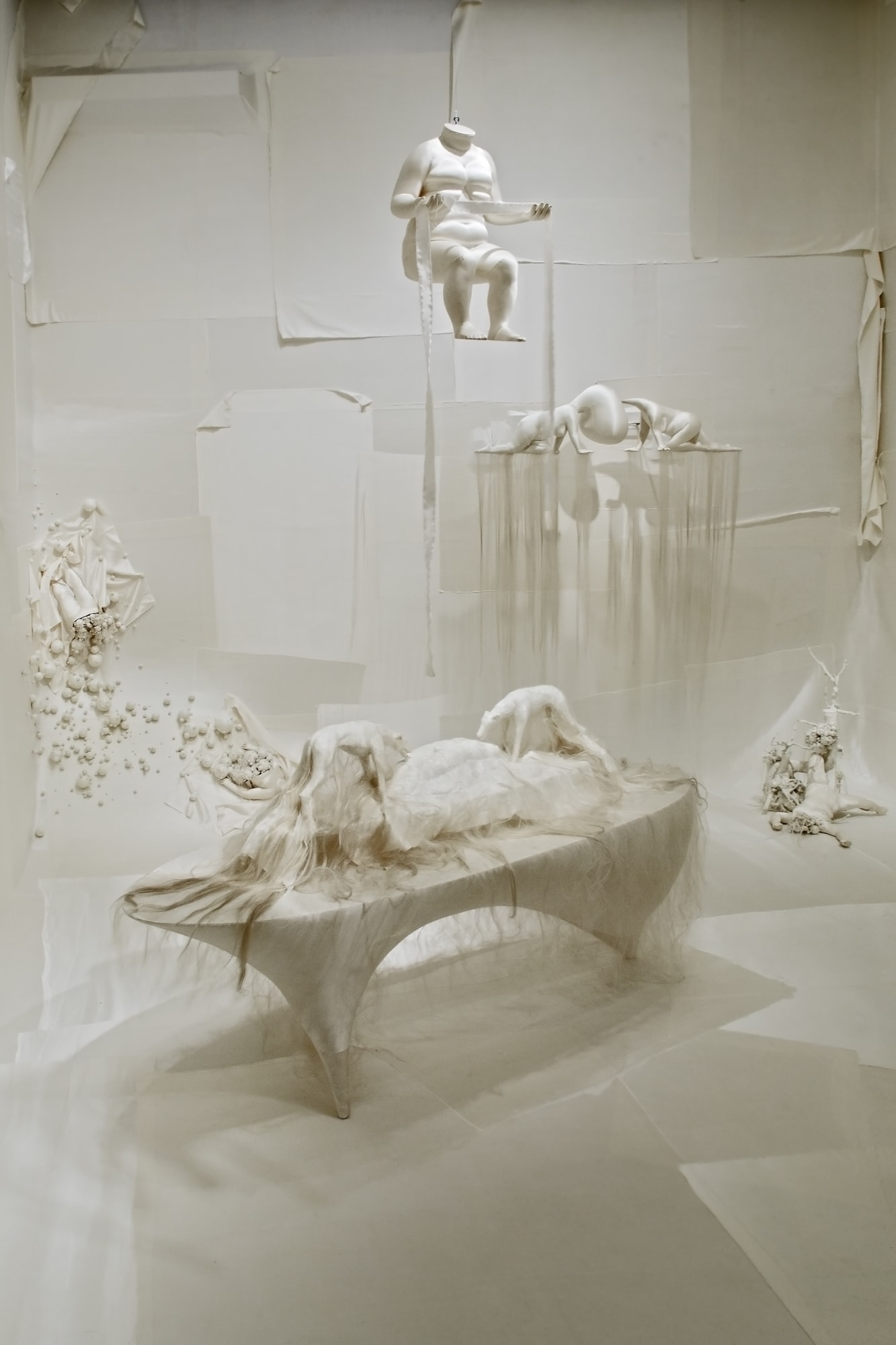 Lin Tianmiao: Bound Unbound