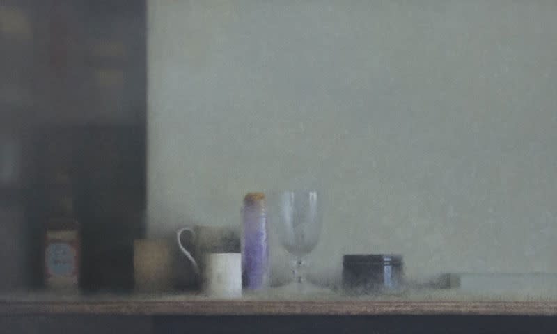 Pedro Escalona - Sobre la mesa VI - 2015 - olieverf op paneel - 30 x 50 cm