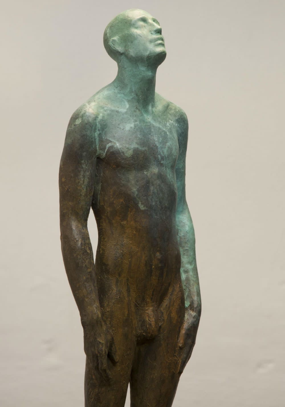 Coderch & Malavia - Man in the Rain - 2016 - gepatineerd brons - 68 x 17 x 12 cm