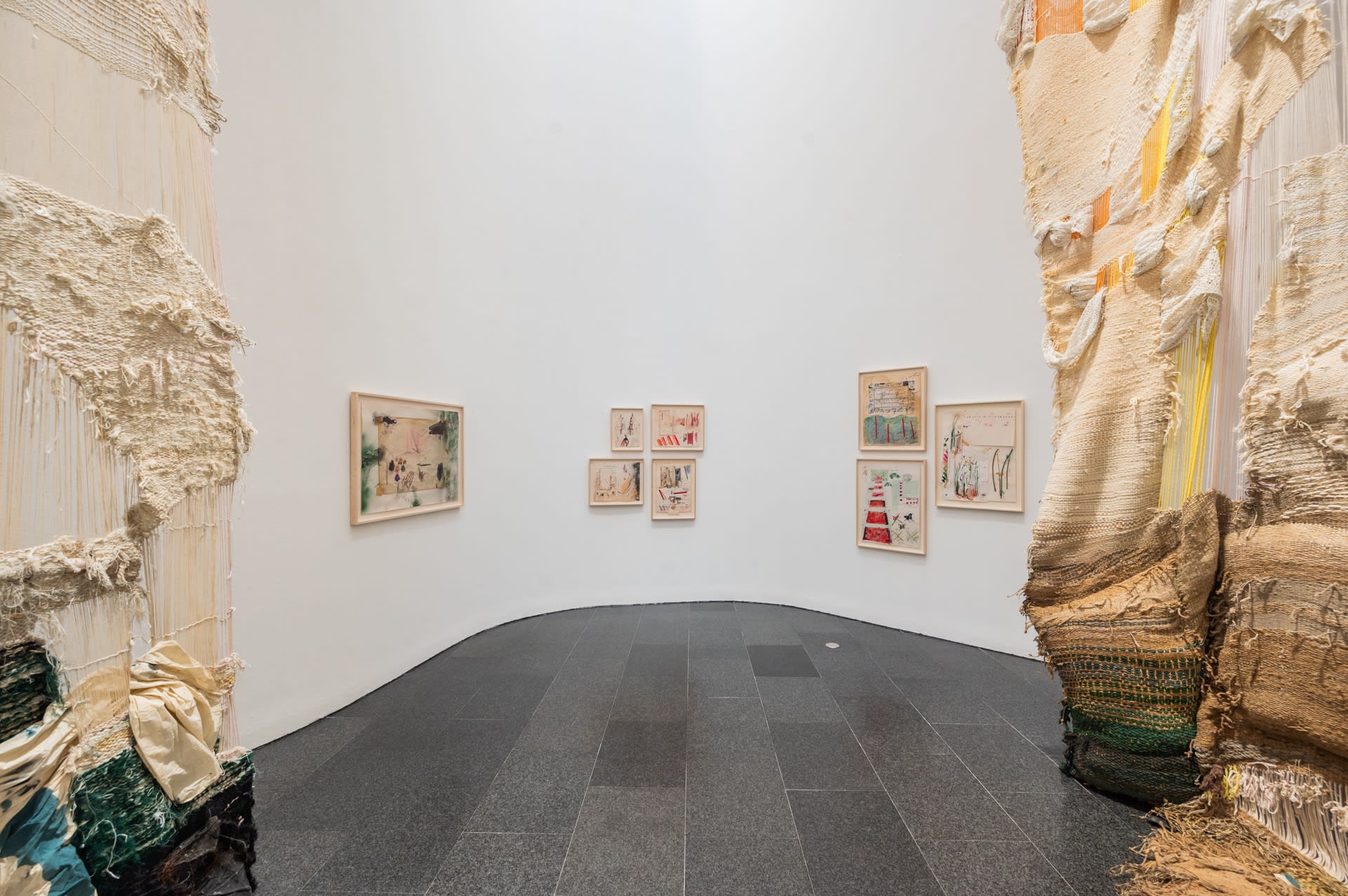 Josep Grau-Garriga : Dialogue with light. Photo Eduard Pedrocchi, 2022. © Museu d'Art Contemporani de Barcelona (MACBA)