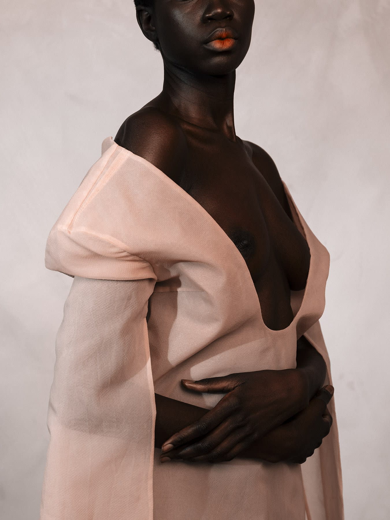 DJENEBA ADUAYOM, Tendre Vulnérabilité, 2024