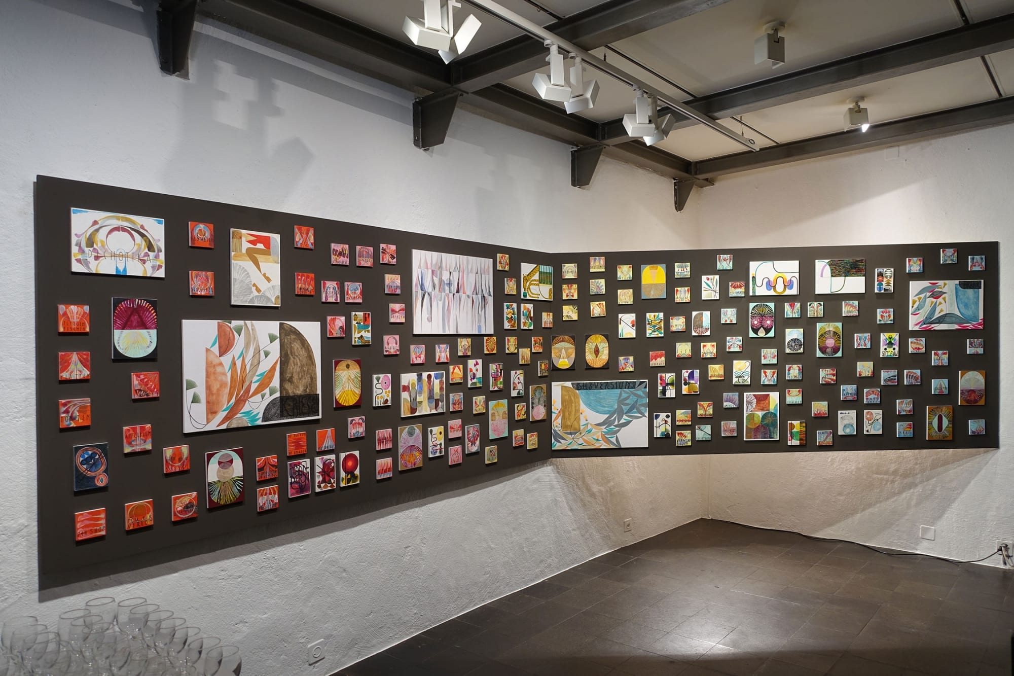 Maja Hürst - DICHOTIKA