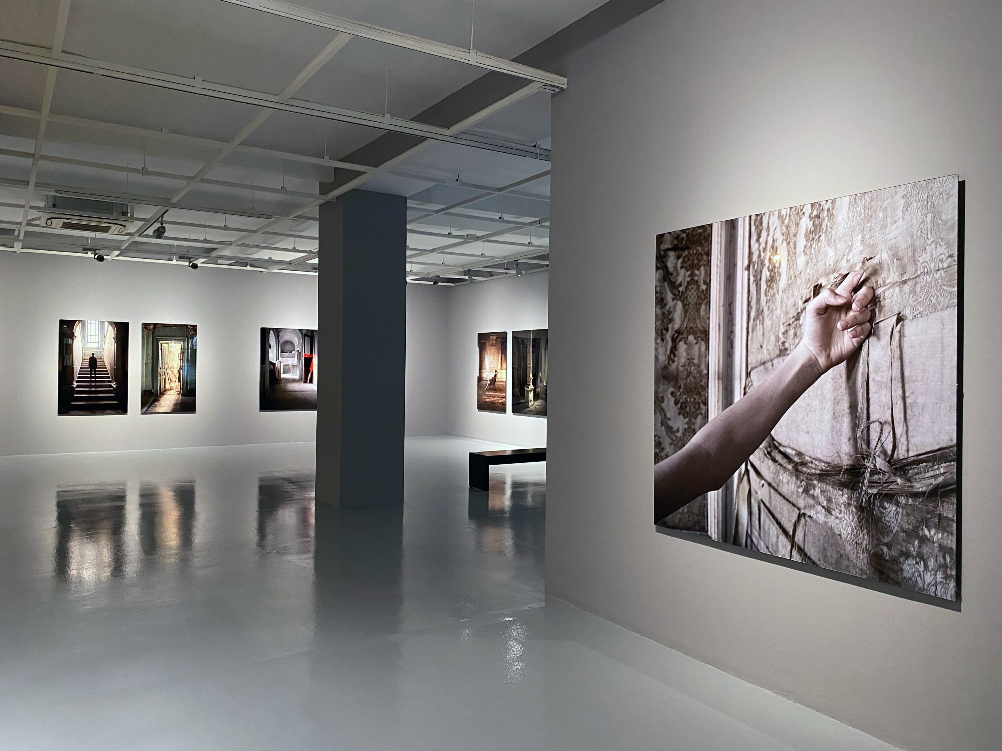 THE INCREDULITY OF SAINT THOMAS