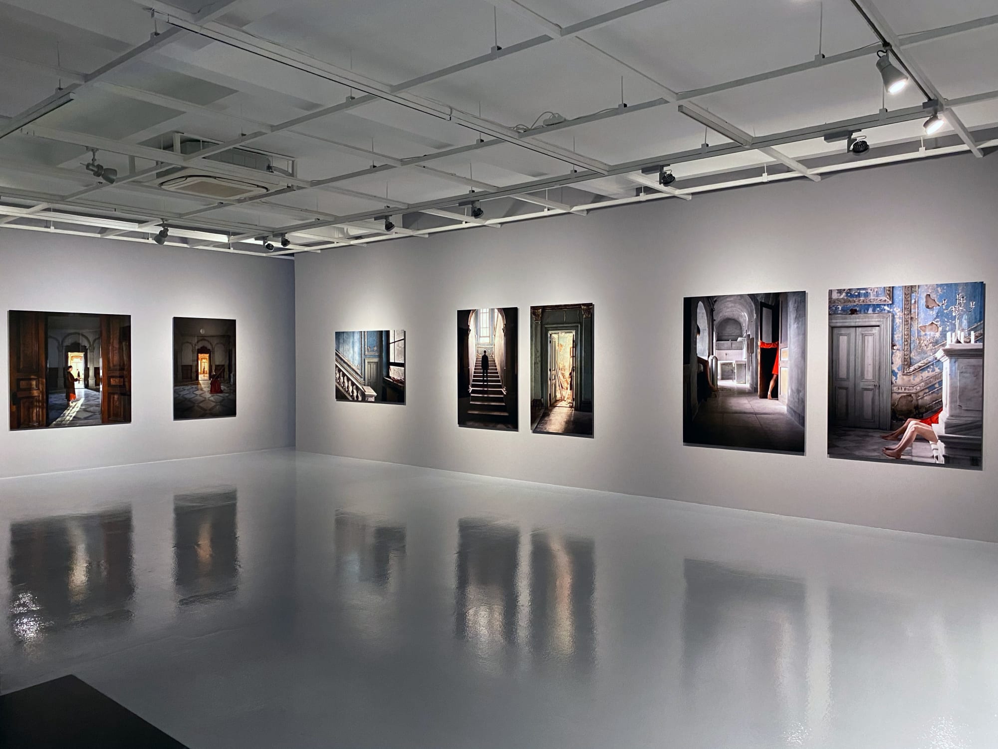 THE INCREDULITY OF SAINT THOMAS