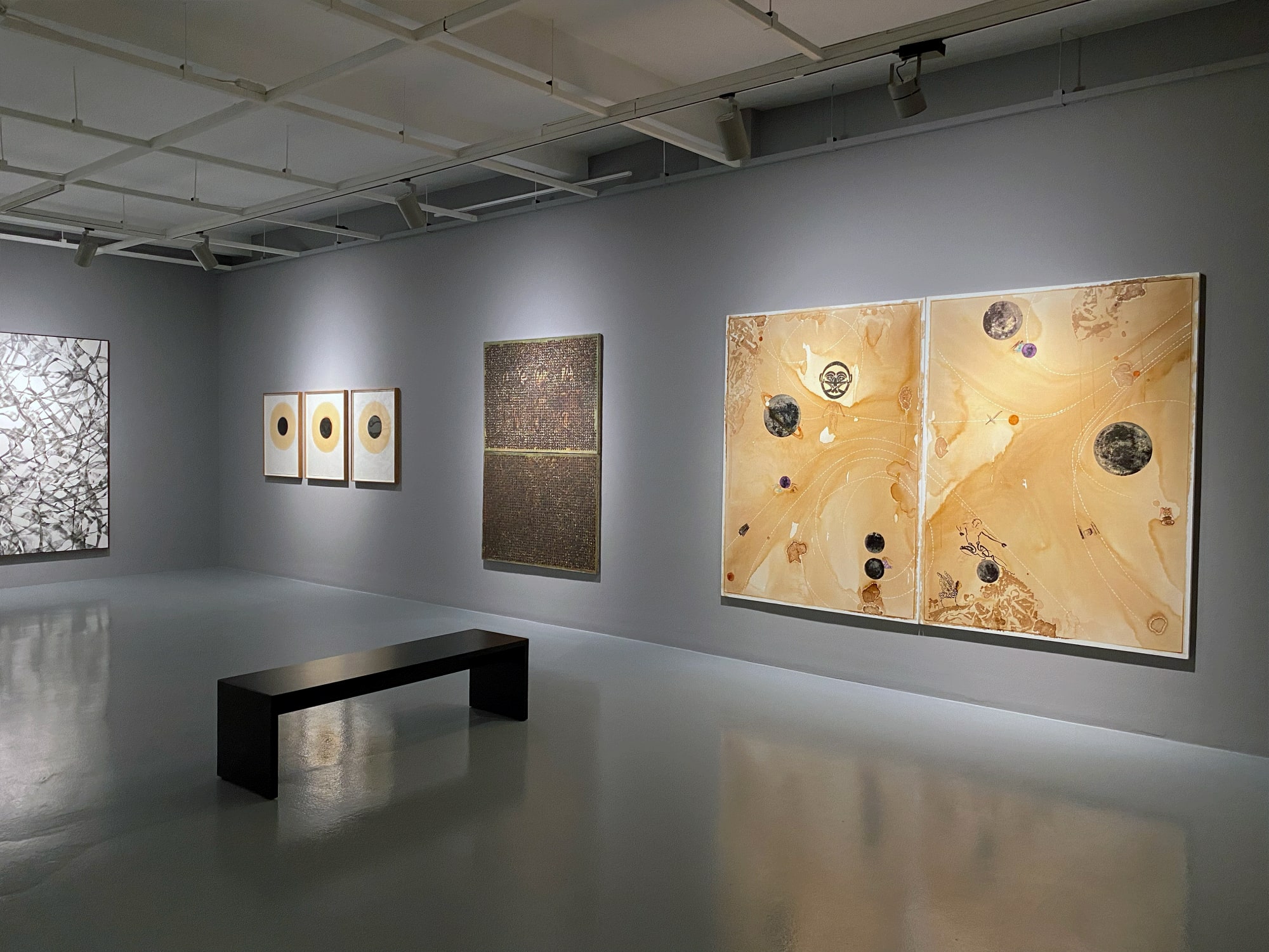 LOOKING AT THE SAME HORIZON