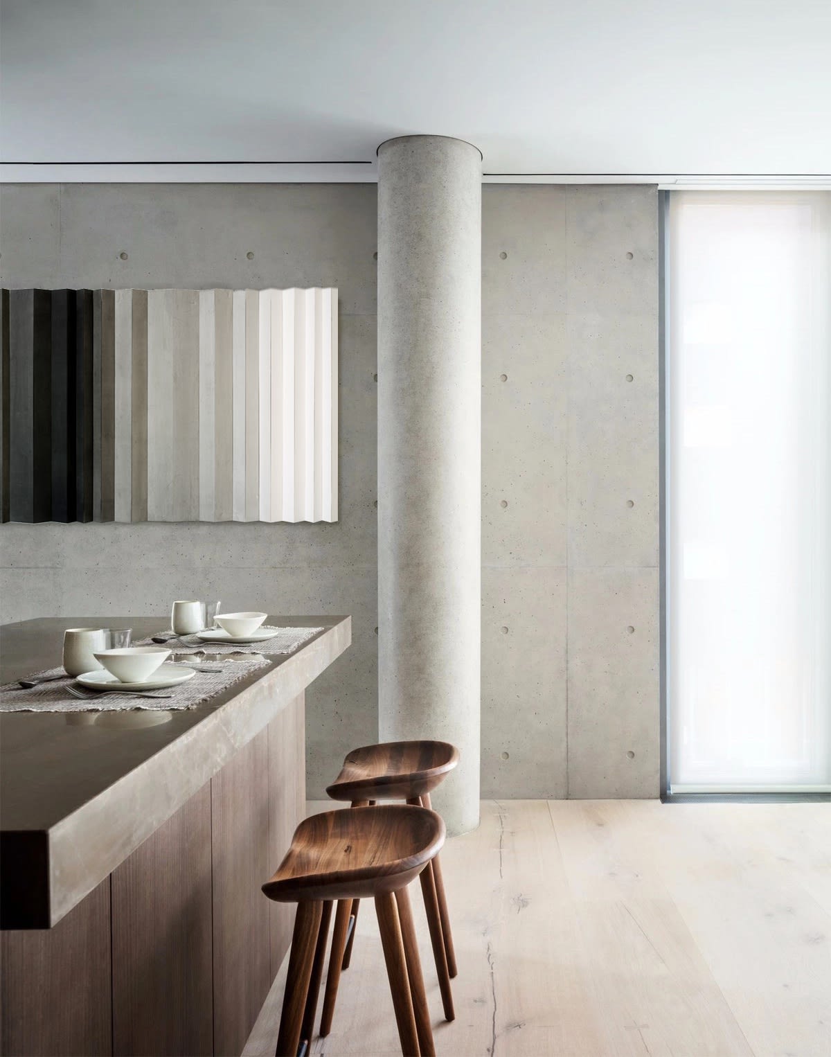 Yu Yang 于洋 The Bending Artistic Conception No.1-3 被折彎的氣韻 No.1-3, 2016 USD 16,000 Enquire