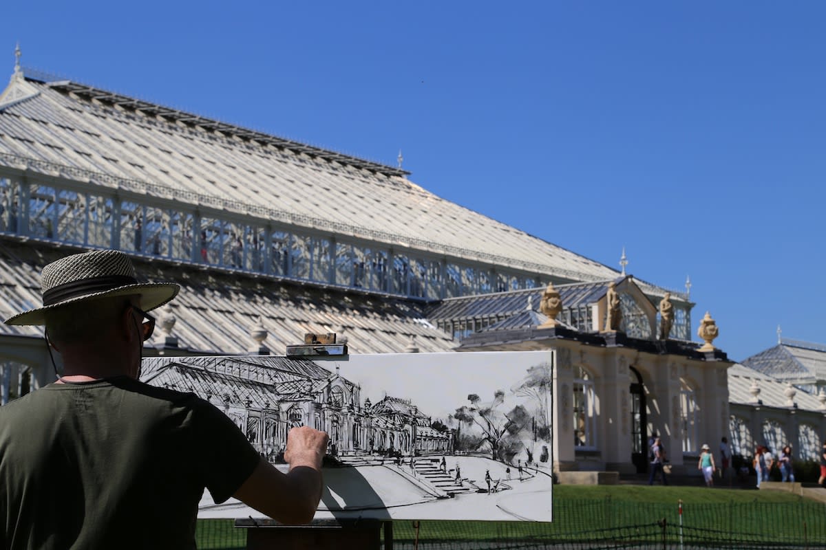 05 MAY 2018 KEW GARDENS, London Temperature Rises on the Opening Day photo: Agata Byrne