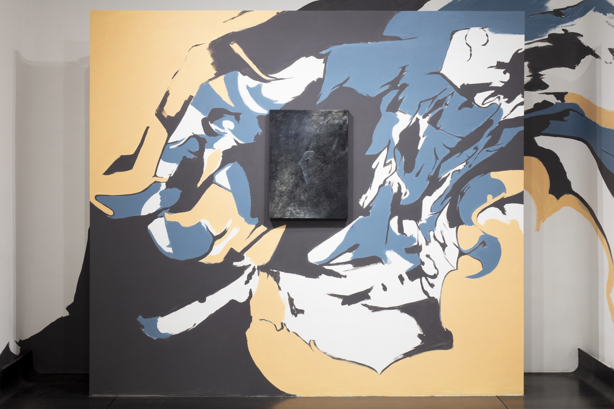 Exhibition view: Jou Morales, Sólidos ingrávidos, Campeche, Mexico City, 2025 Courtesy of the artist and Campeche, Mexico City Photos by Ramiro Chaves