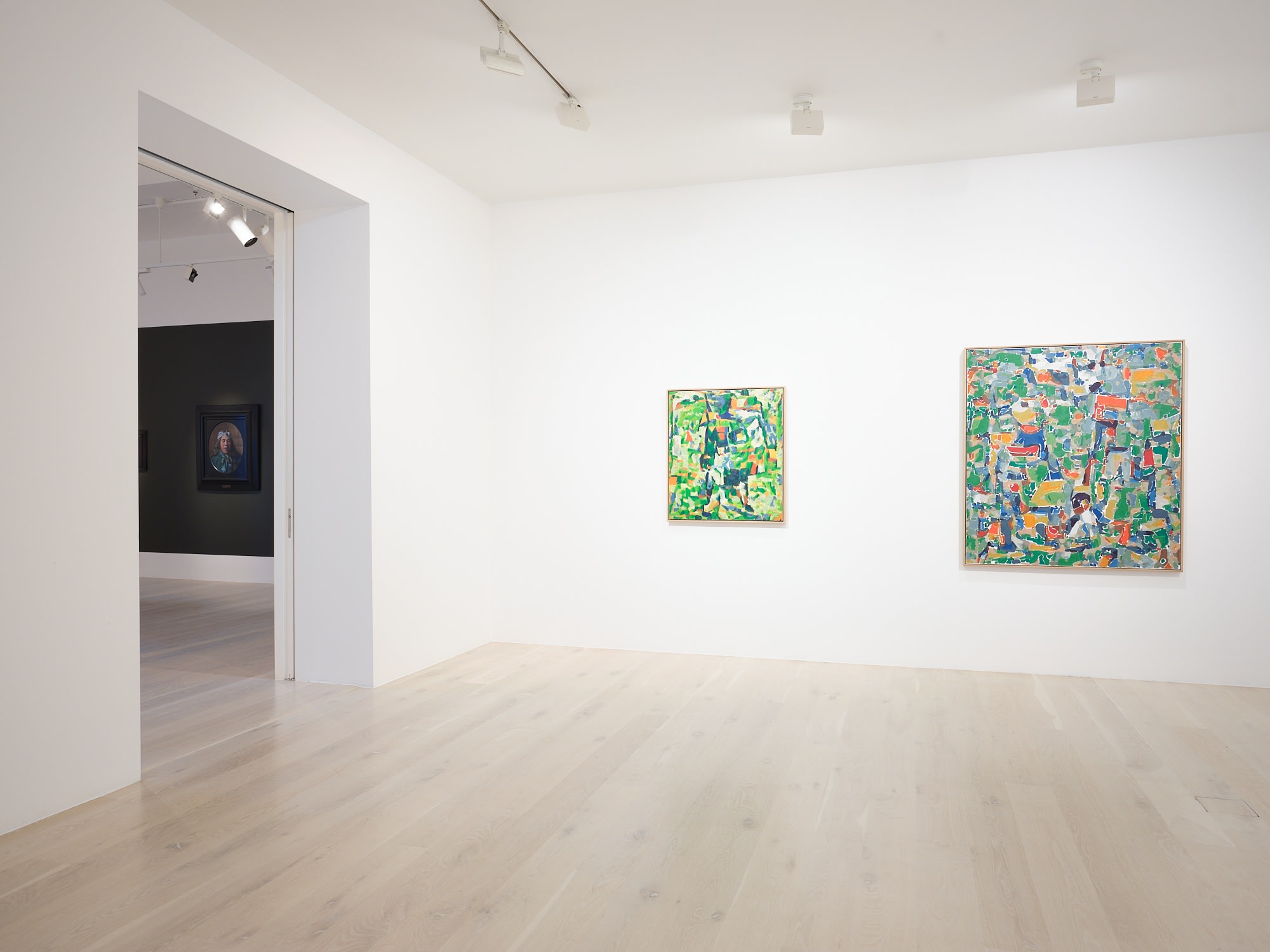 Colour Masses in the Fourth Dimension