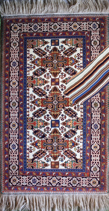 Faig Ahmet, Untitled. 2011, wool, hand work, 150 х 100 cm, Courtesy Aidan Gallery