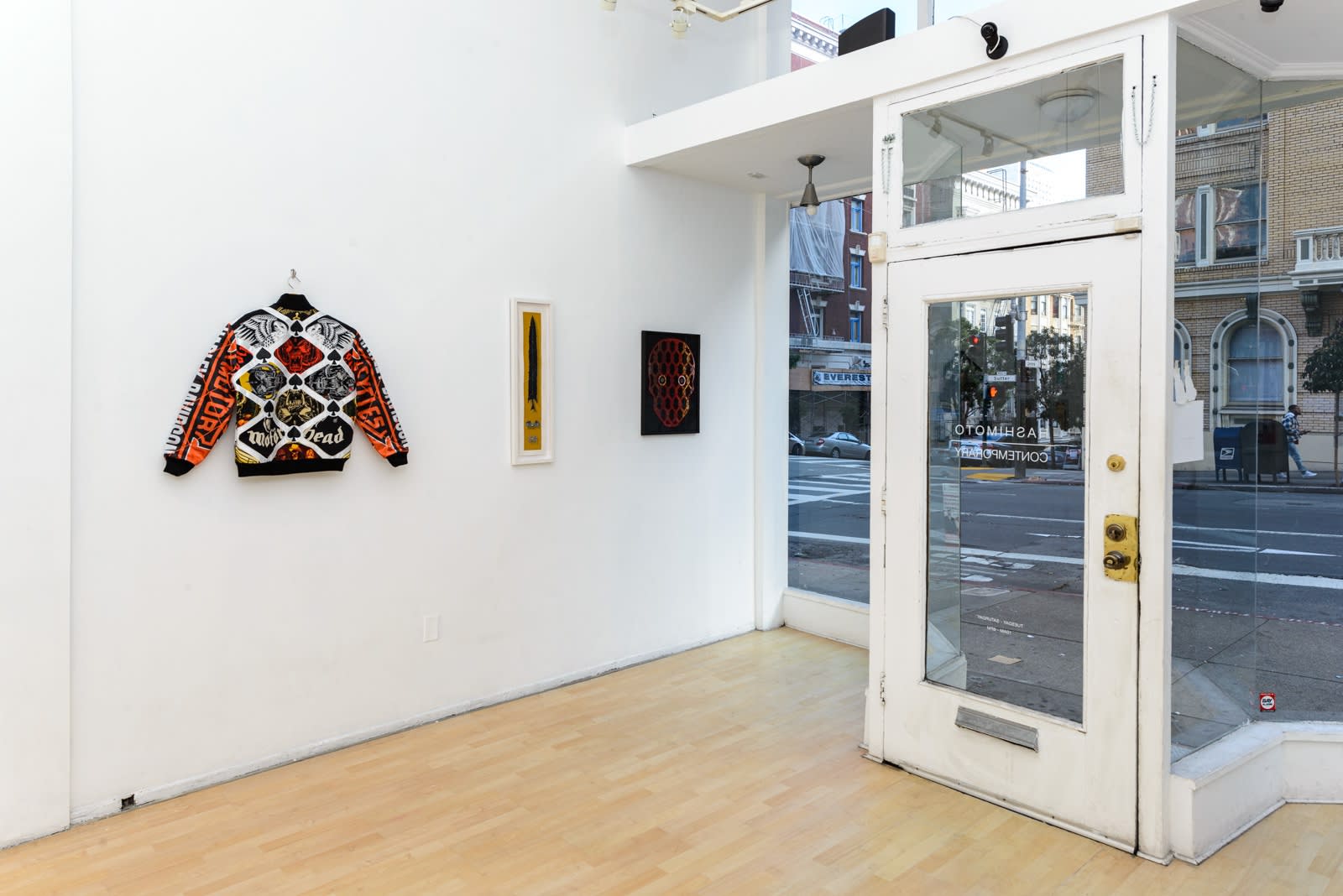 Ben Venom & Alex Ziv "Wherever I May Roam" installation