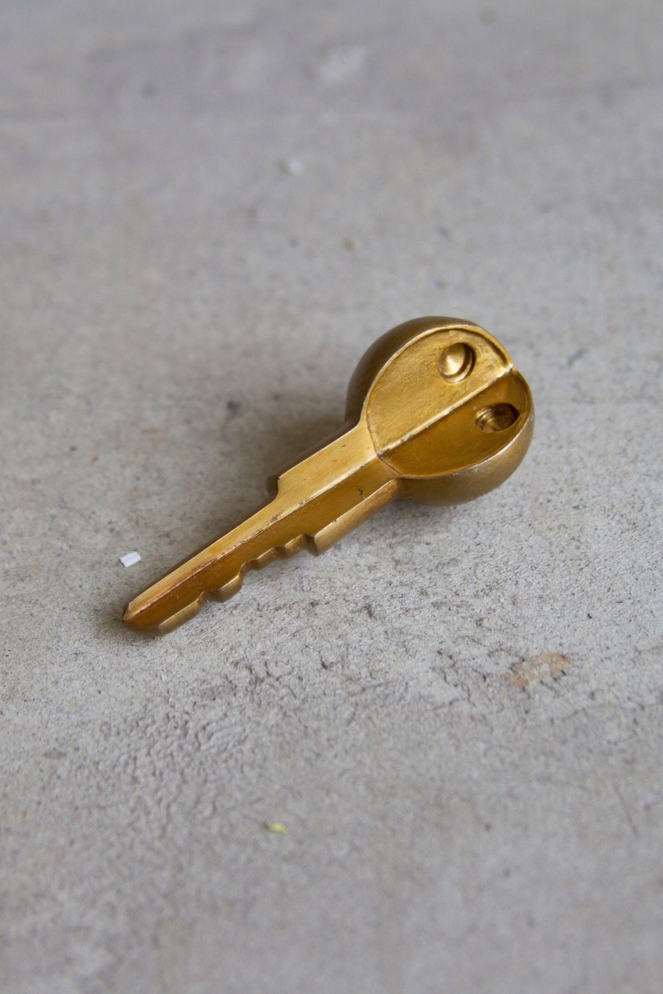 Paloma Izquierdo (b. 1995) rotated key, 2021 Bronze 2 x 1 x 1 inches 5 x 2 x 2 cm