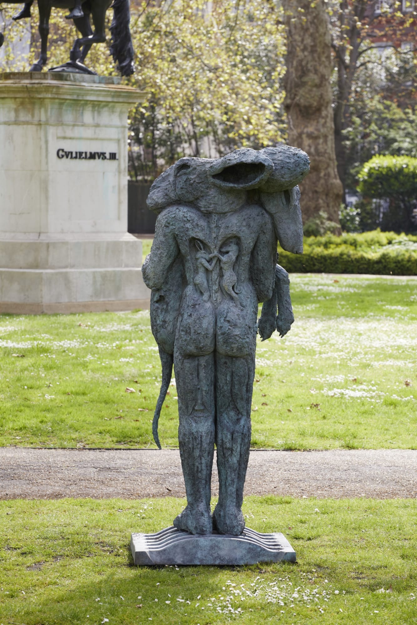 SOPHIE RYDER AT ST JAMES'S SQUARE