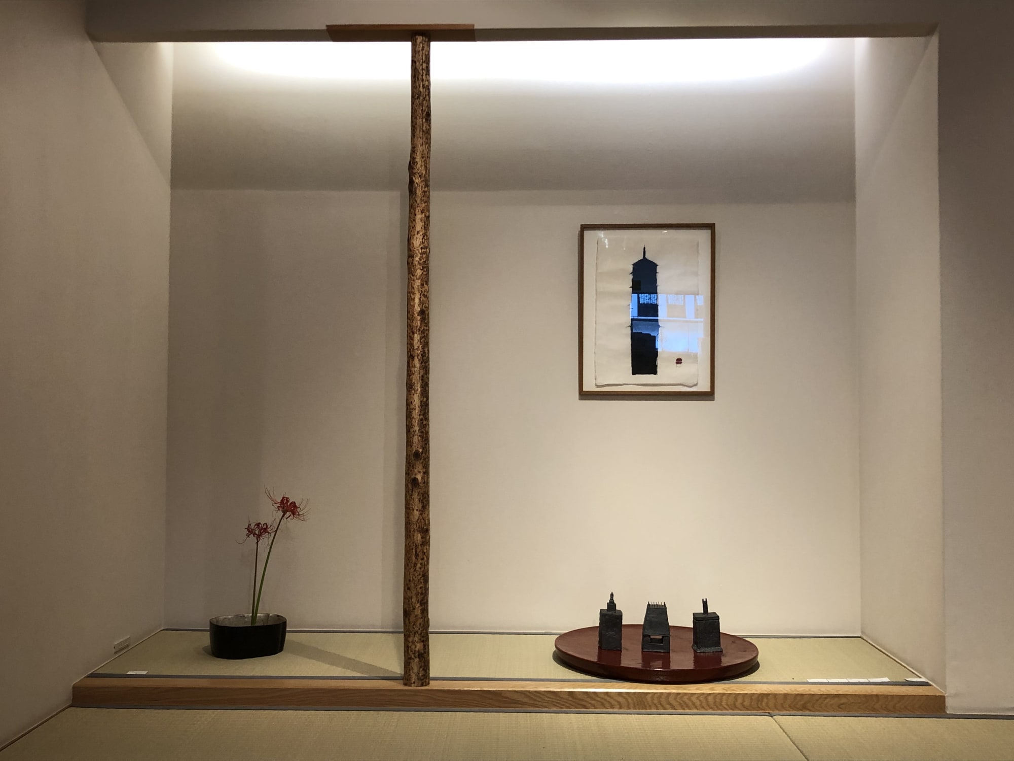 Ceramics on Lacquerware