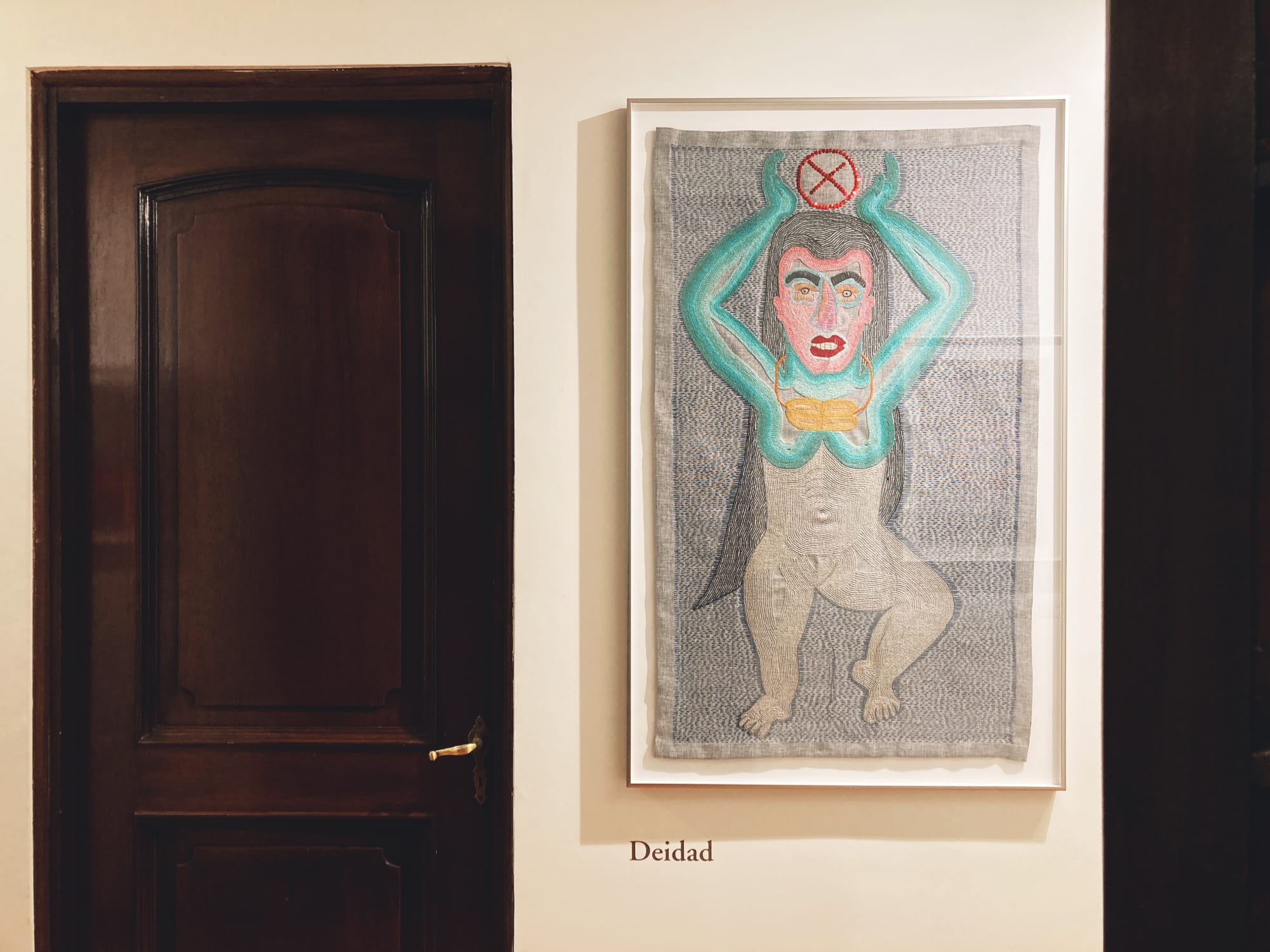 Ad Hominem | Paloma Castillo