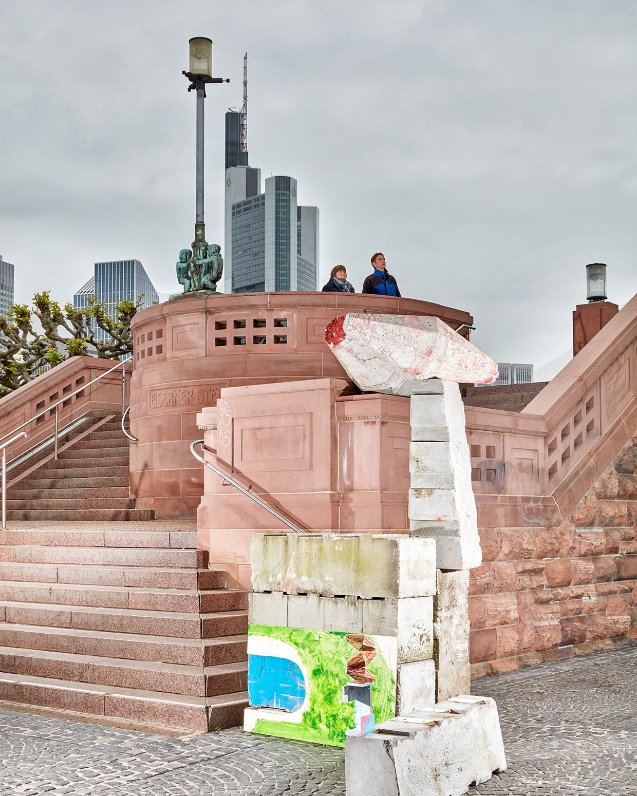 Jan De Cock Exhibition, Everything For You Frankfurt am Main, Sculpture Occupy Main Street