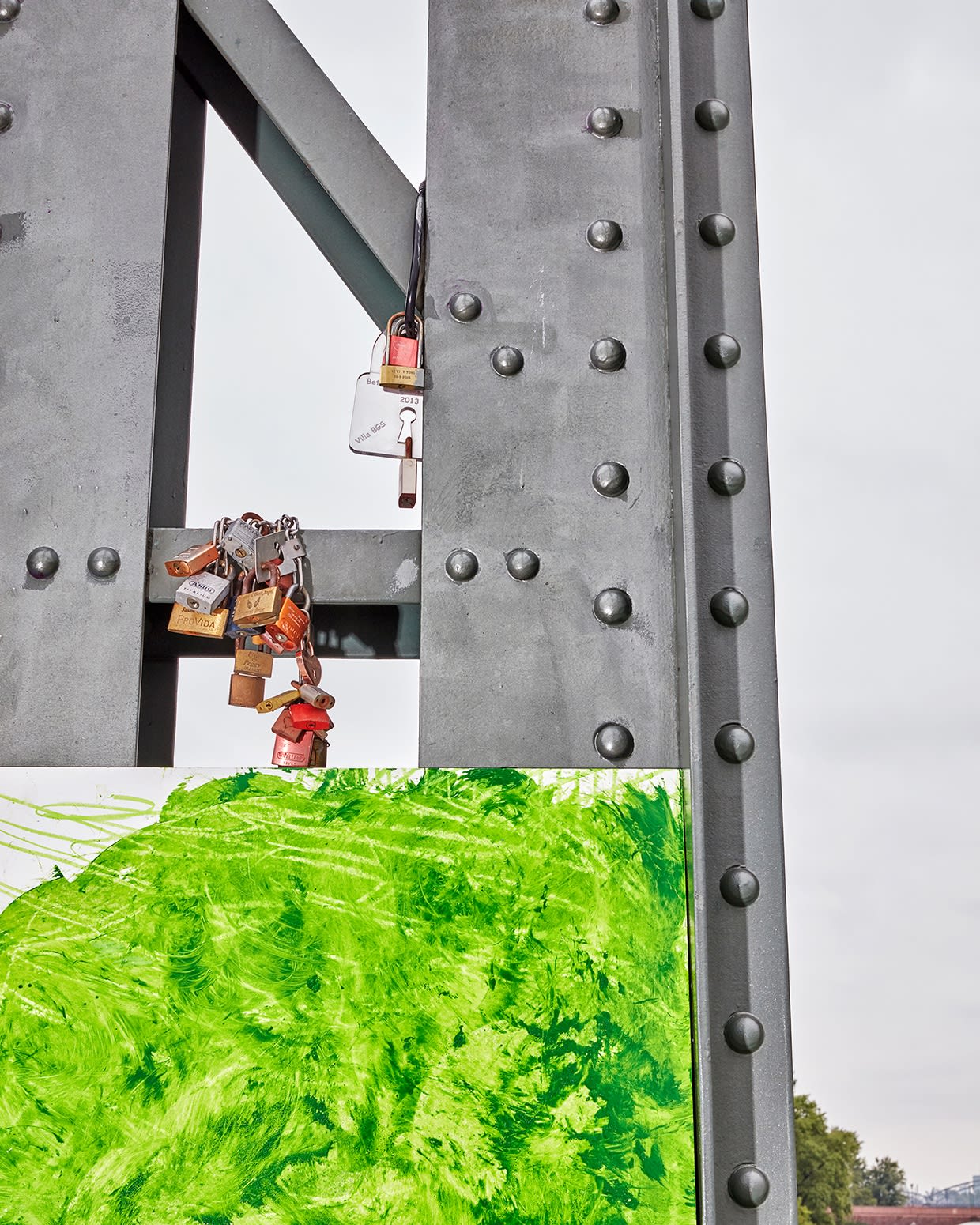 Jan De Cock Exhibition, Everything For You Frankfurt am Main, Sculpture Occupy Main Street