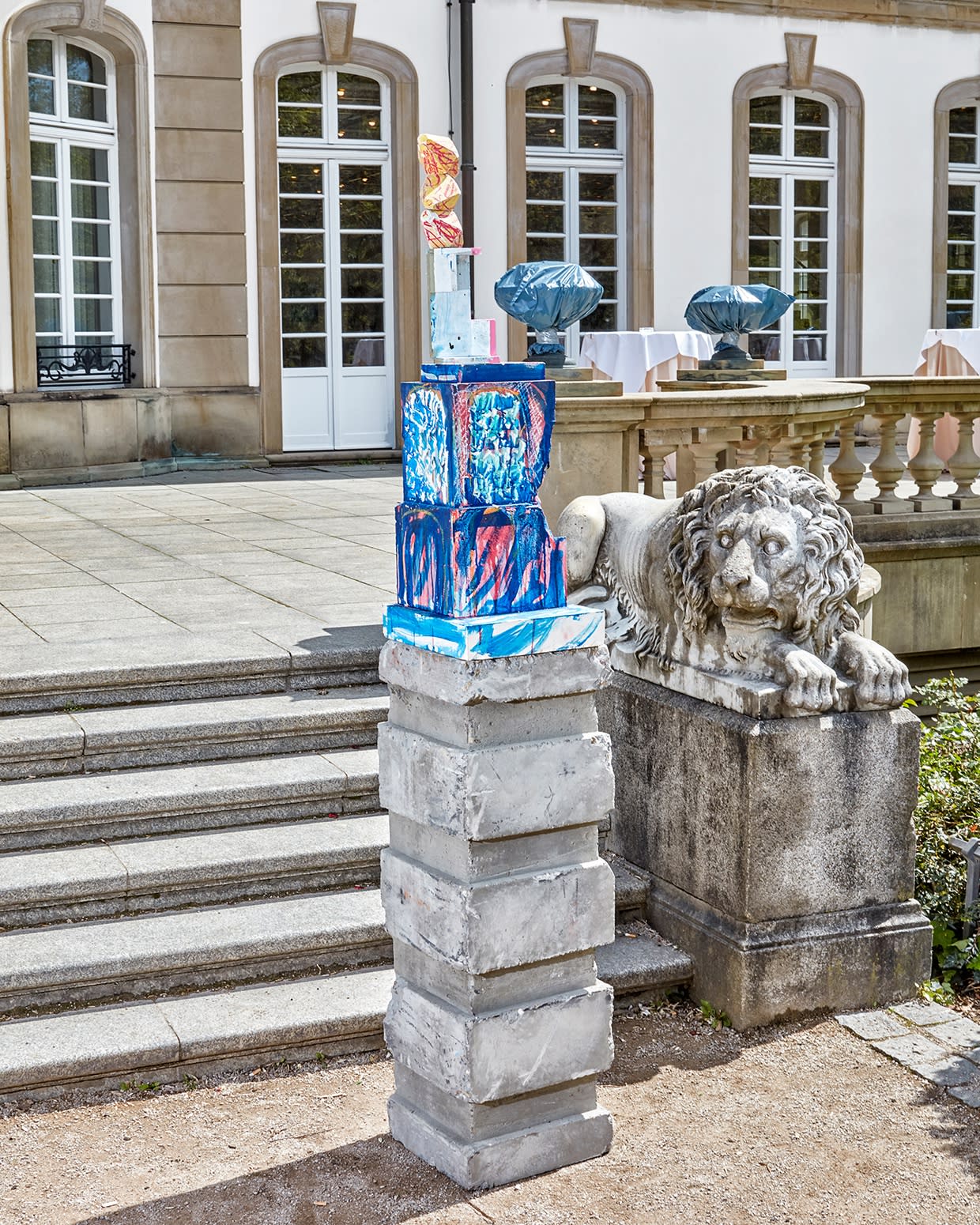 Jan De Cock Exhibition, Everything For You Frankfurt am Main, Sculpture Occupy Main Street