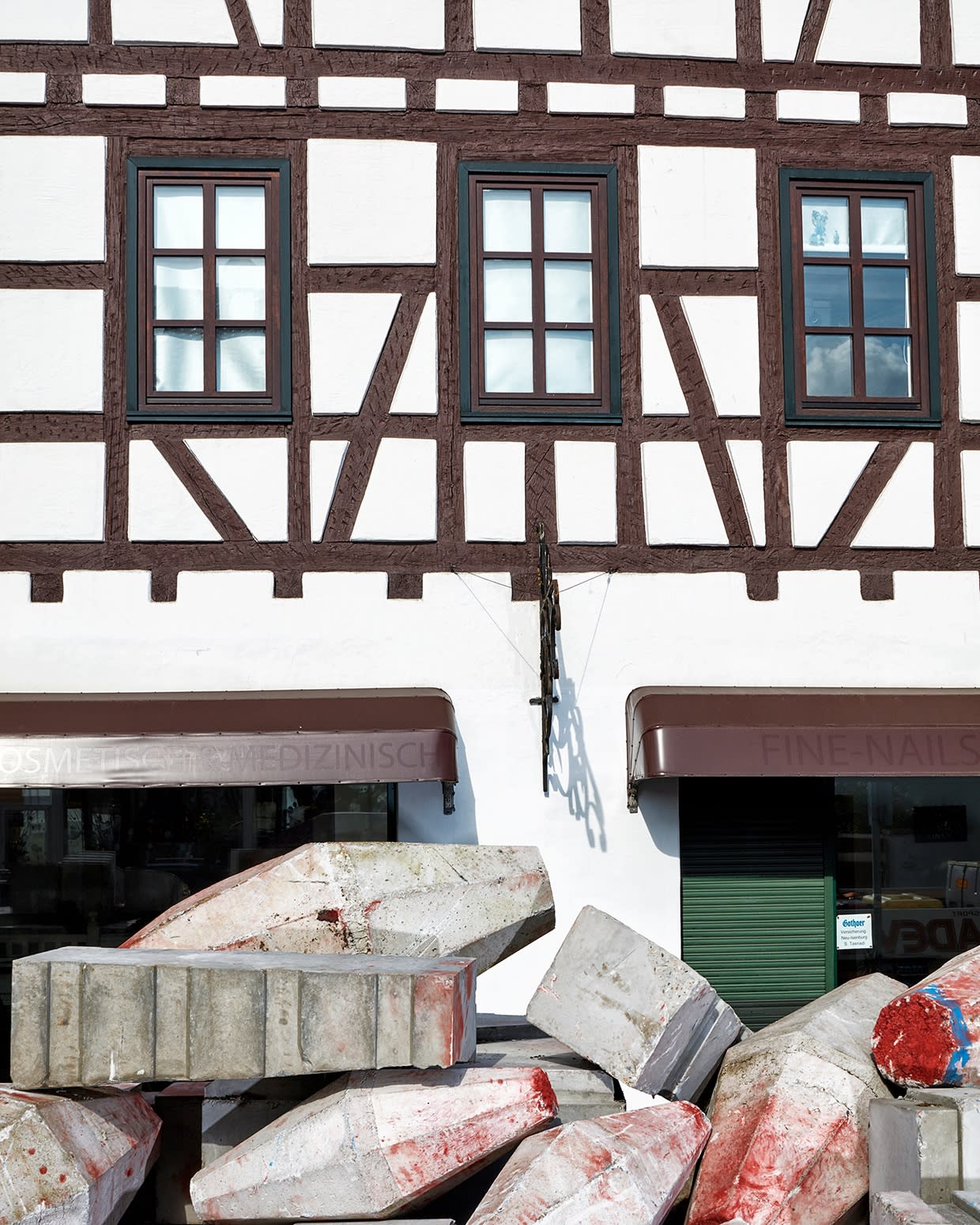 Jan De Cock Exhibition, Everything For You Frankfurt am Main, Sculpture Occupy Main Street