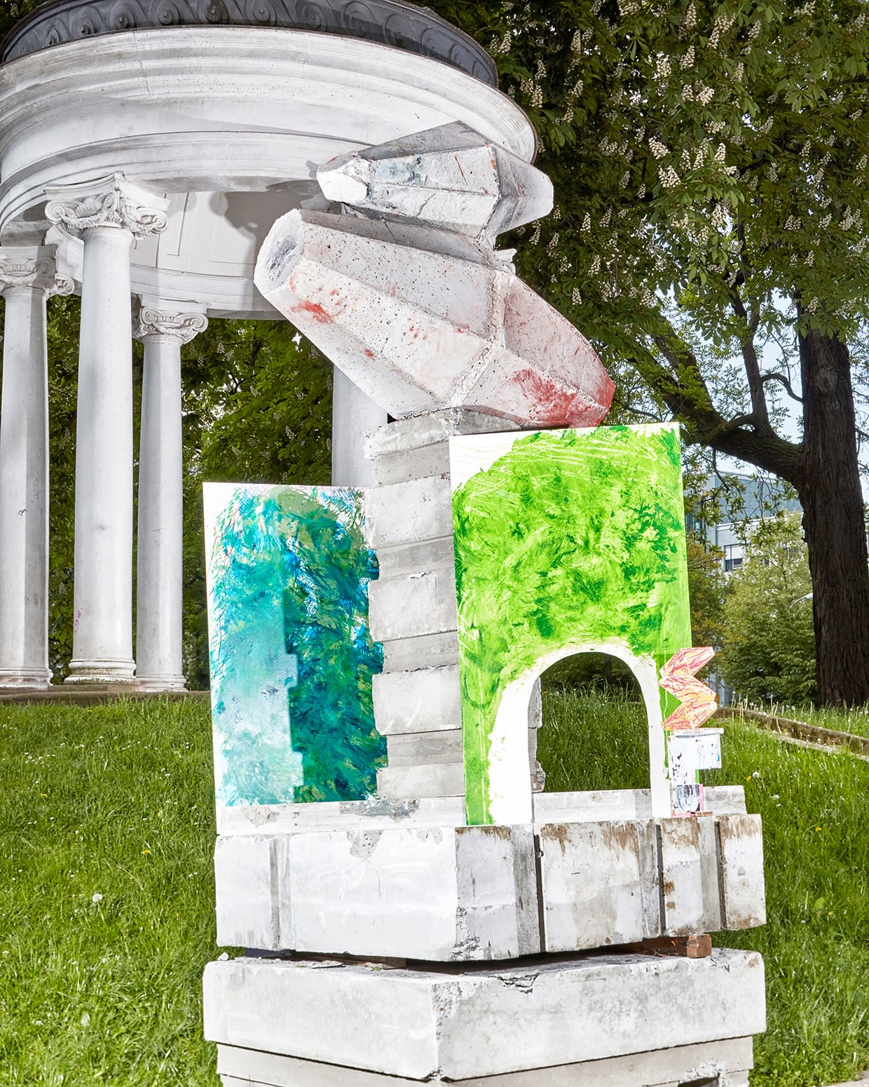 Jan De Cock Exhibition, Everything For You Frankfurt am Main, Sculpture Occupy Main Street