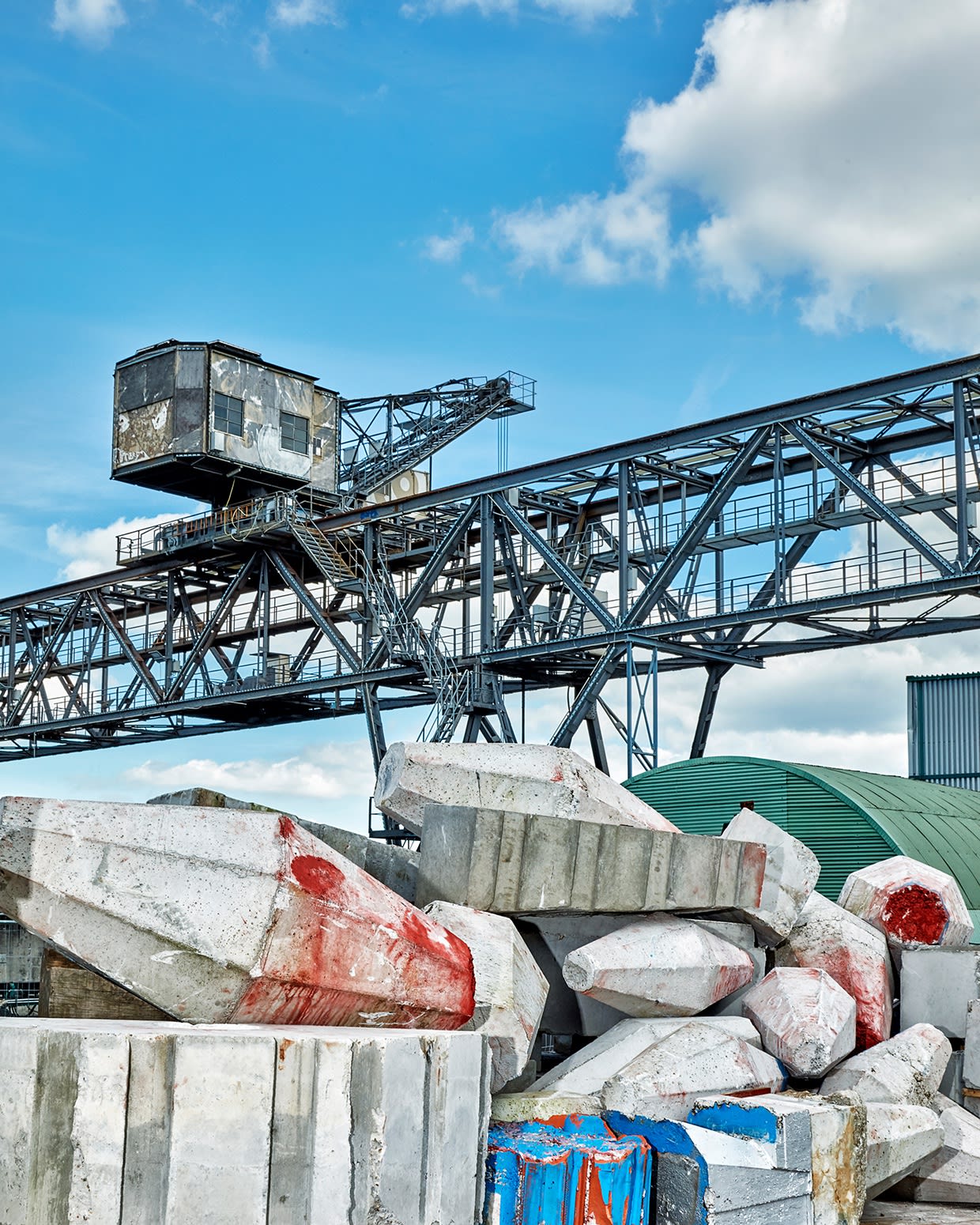Jan De Cock Exhibition, Everything For You Frankfurt am Main, Sculpture Occupy Main Street